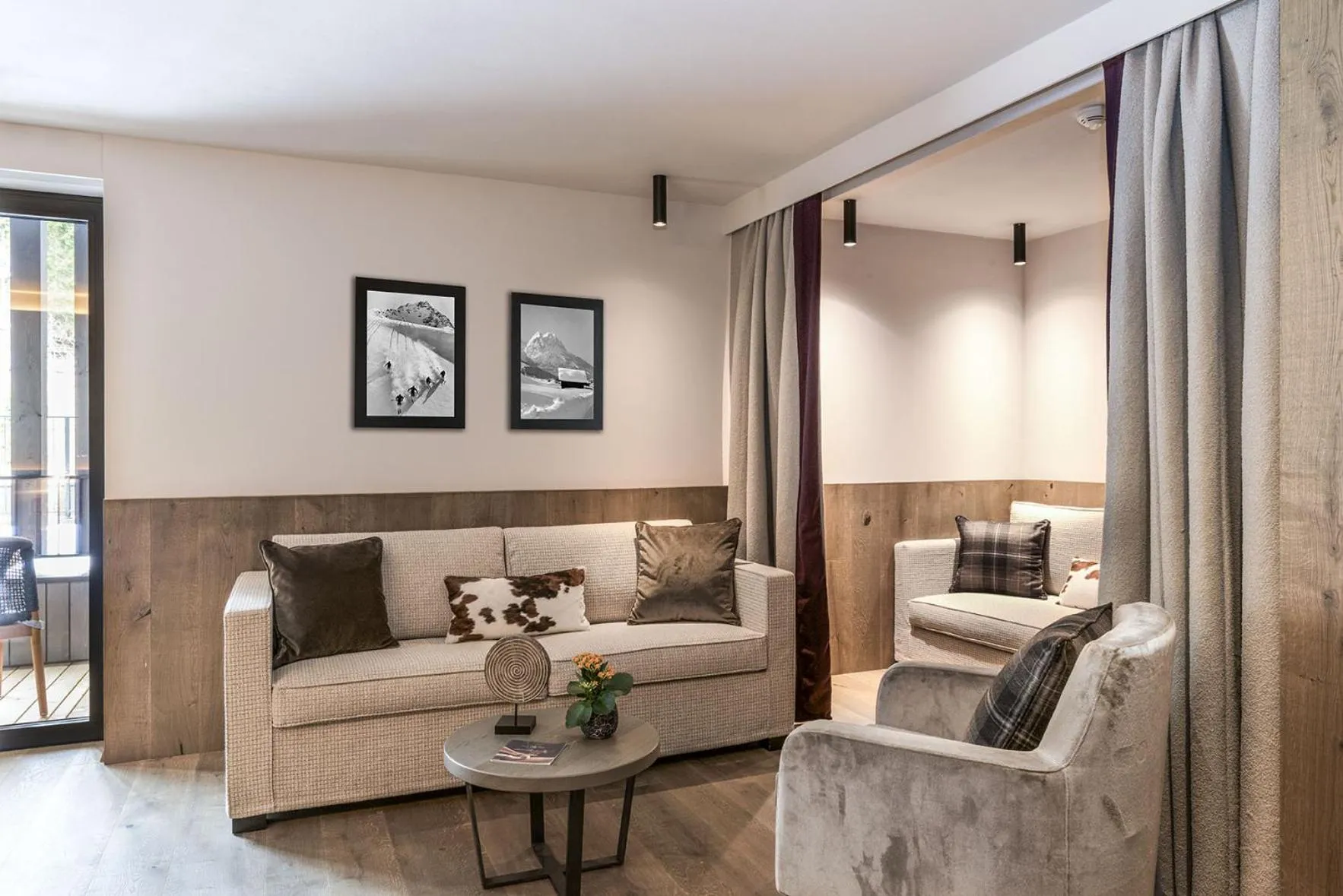 Decorative detail in Hotel Olangerhof