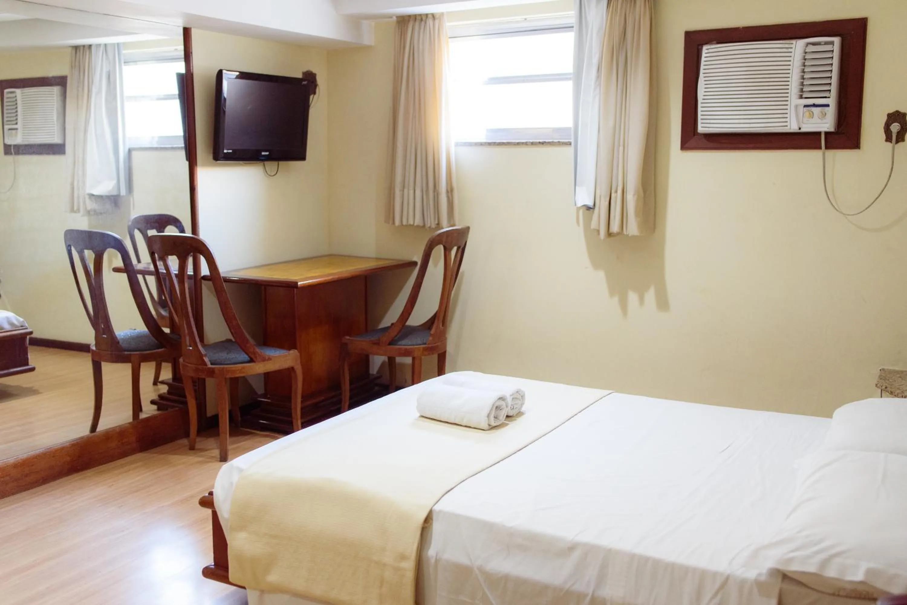 Bedroom, Bed in Pompeu Rio Hotel