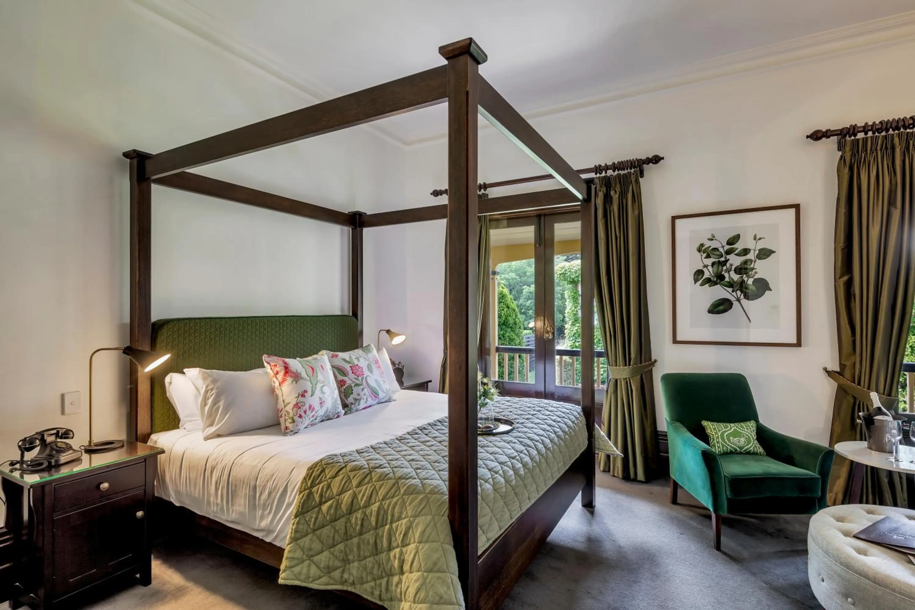 Bed in Mount Lofty House & Estate Adelaide Hills