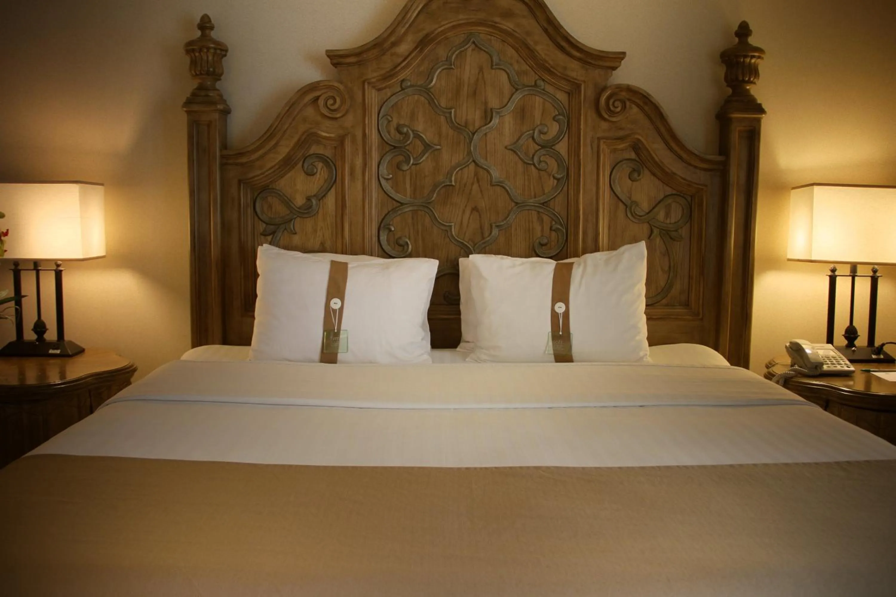 Bedroom, Bed in Holiday Inn Reynosa Zona Dorada by IHG