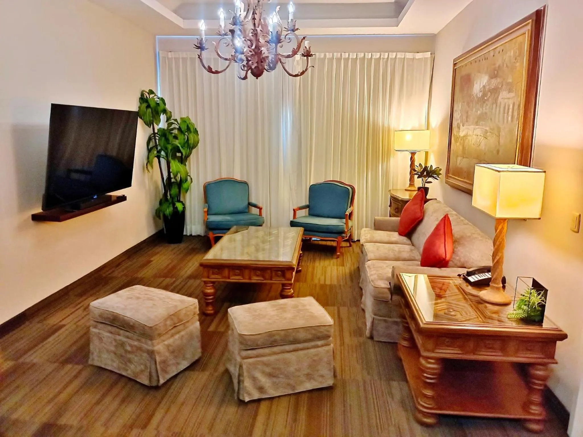 Bedroom in Holiday Inn Reynosa Zona Dorada by IHG