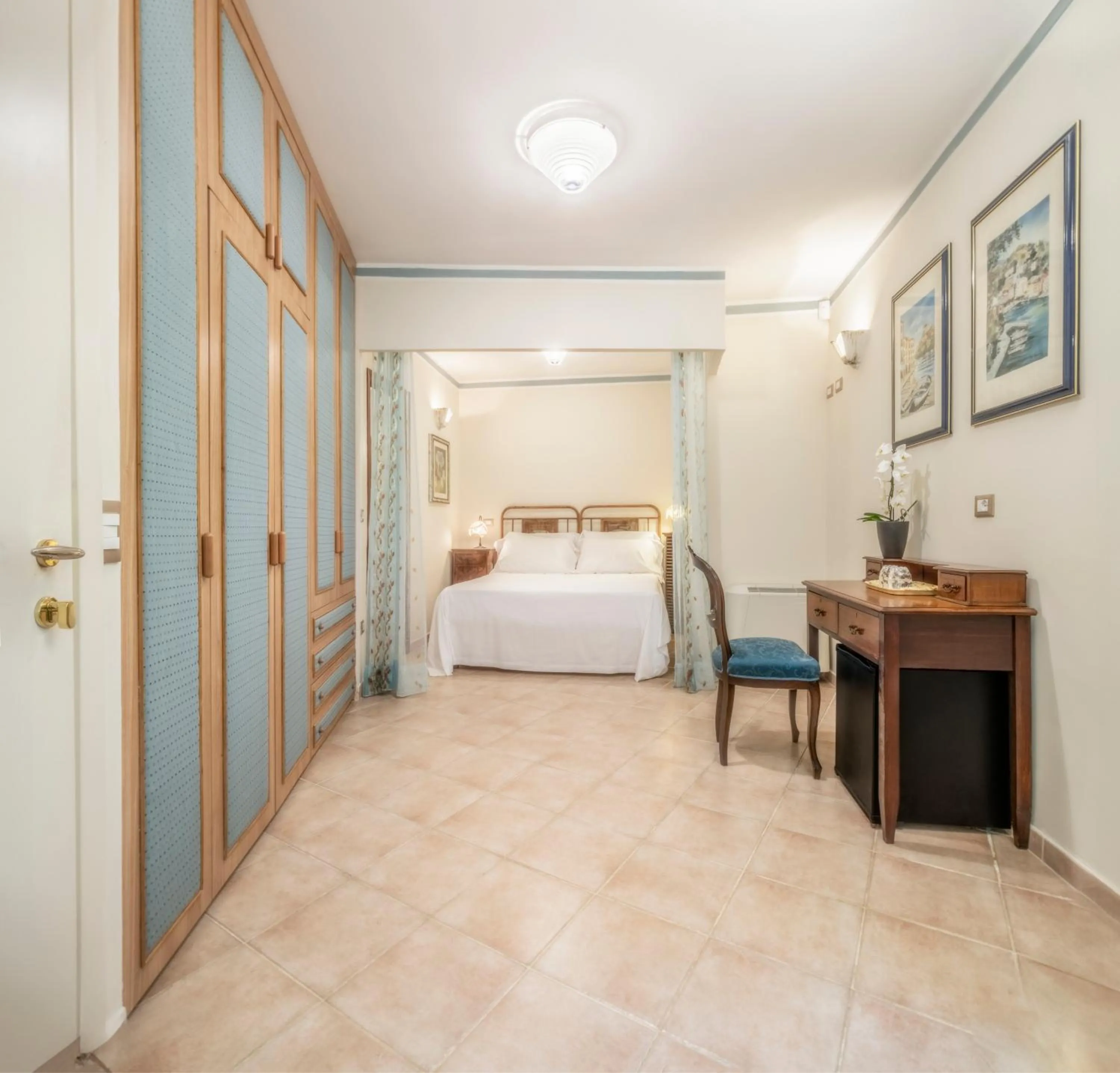 Bedroom, Bed in Villa Clodia Relais