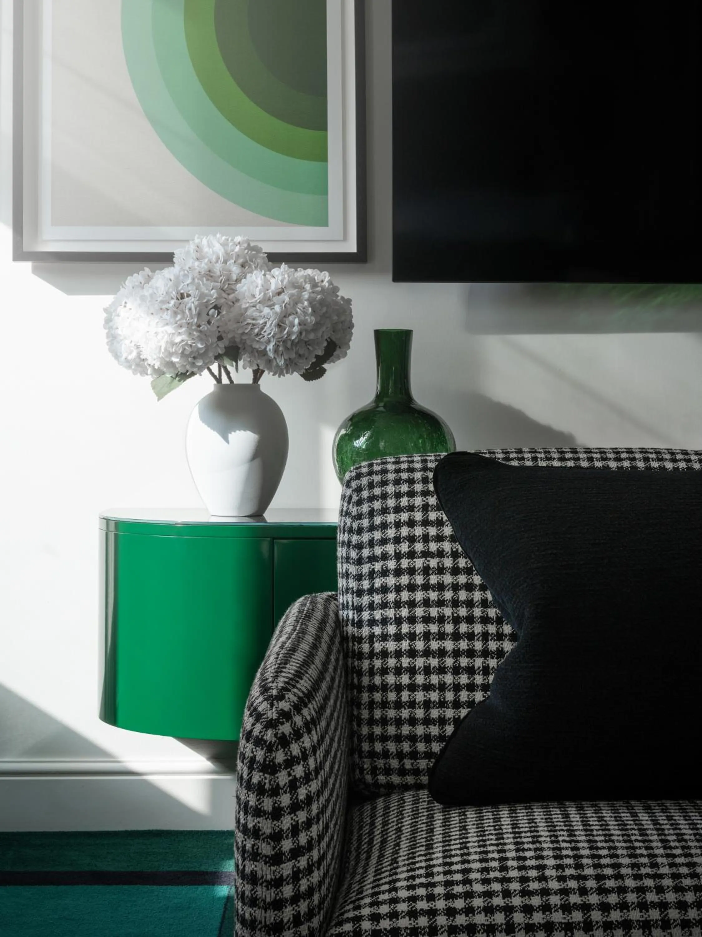 TV and multimedia in Sofitel London St James