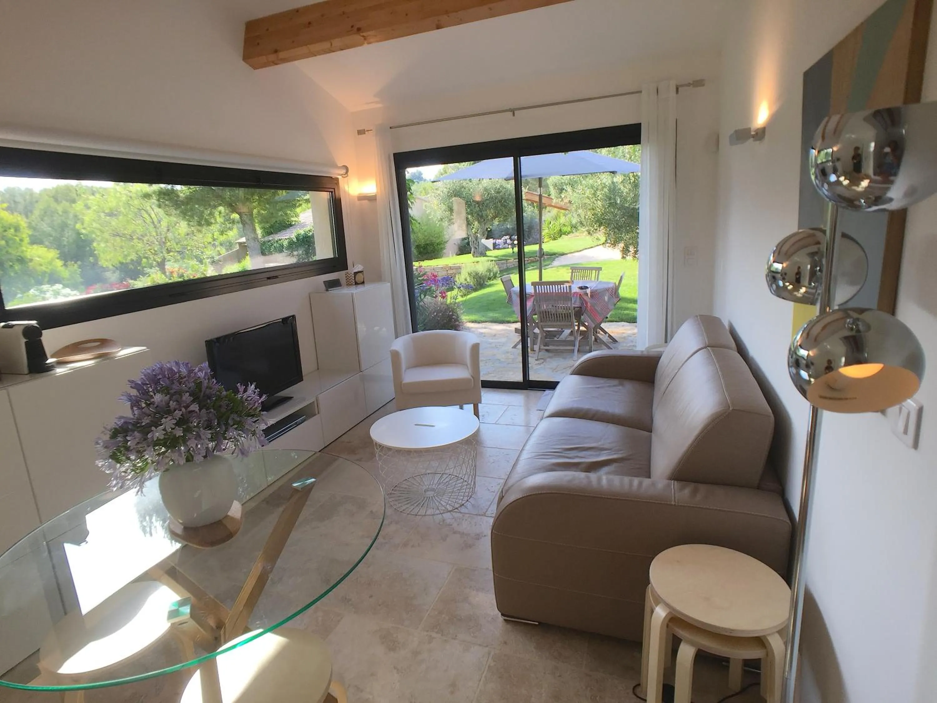 Living room in Mer et Provence
