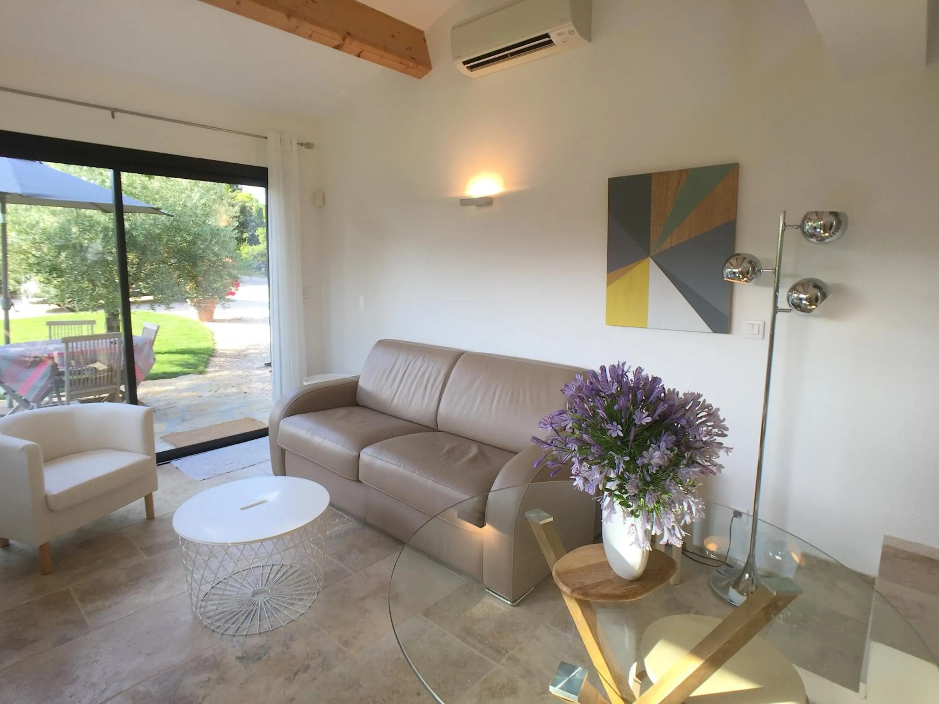 Living room in Mer et Provence