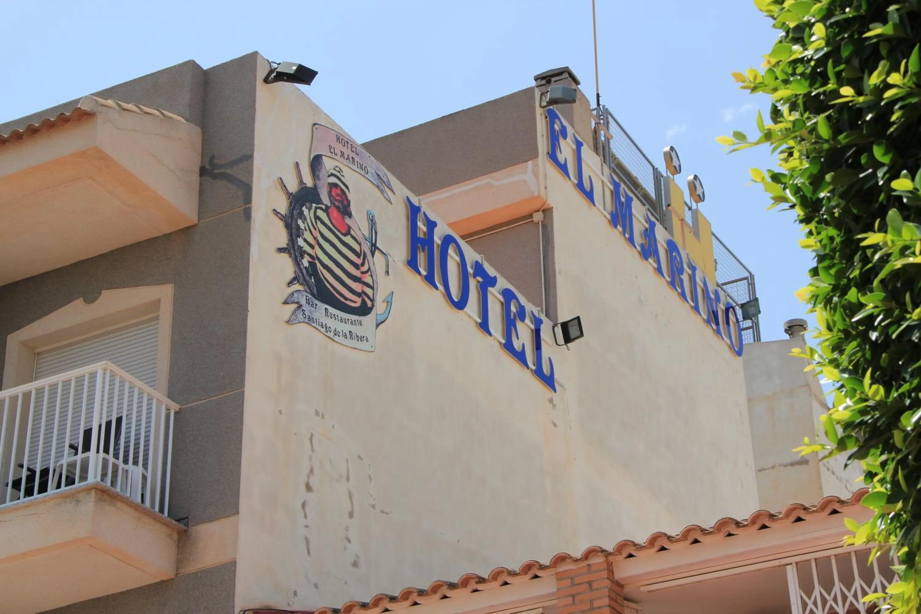 Facade/entrance in Hotel El Marino