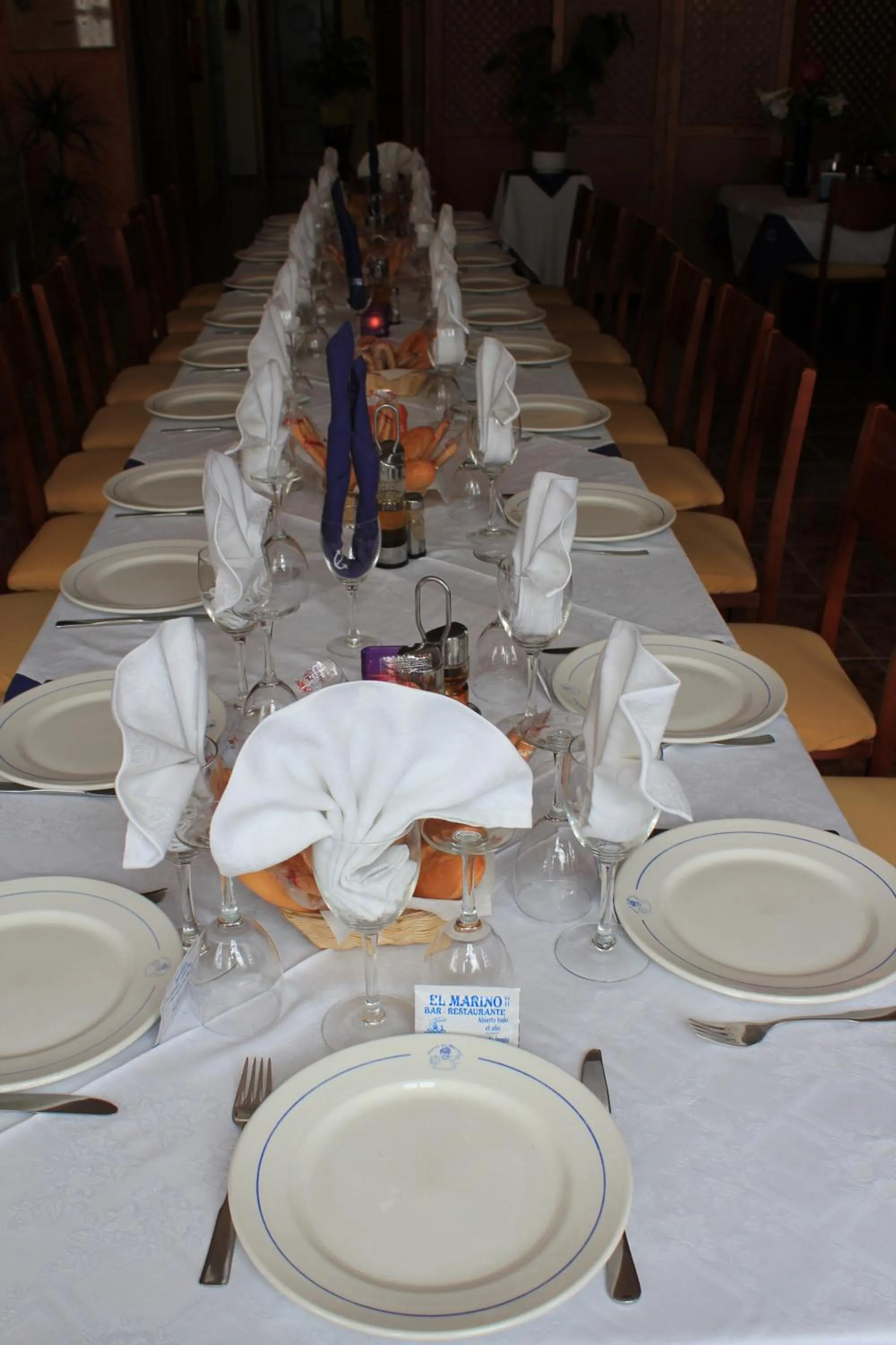 Restaurant/places to eat in Hotel El Marino