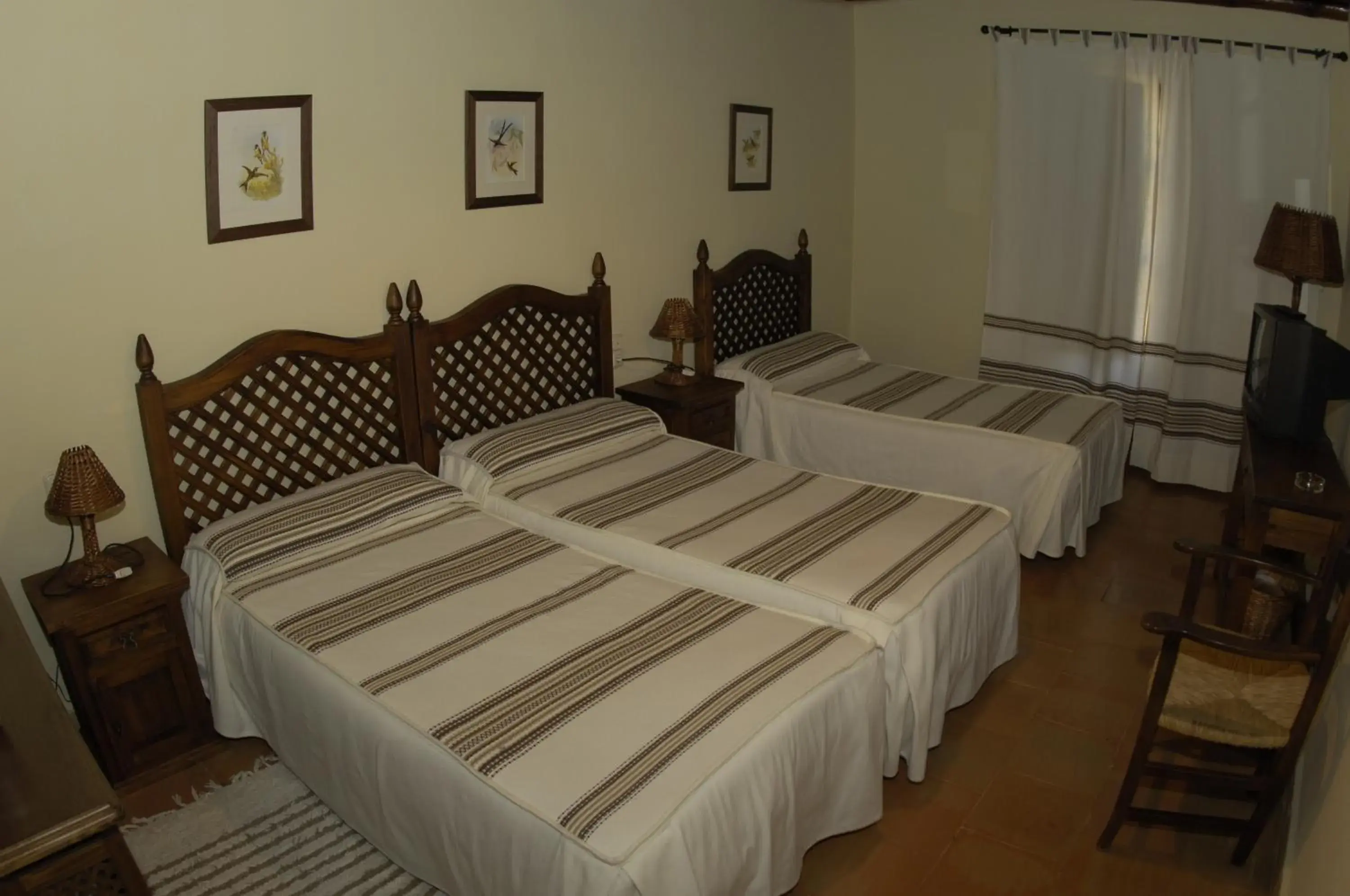 Triple Room with Mountain View in Hotel Rural San Roque Triple Room with Mountain View in Hotel Rural San Roque