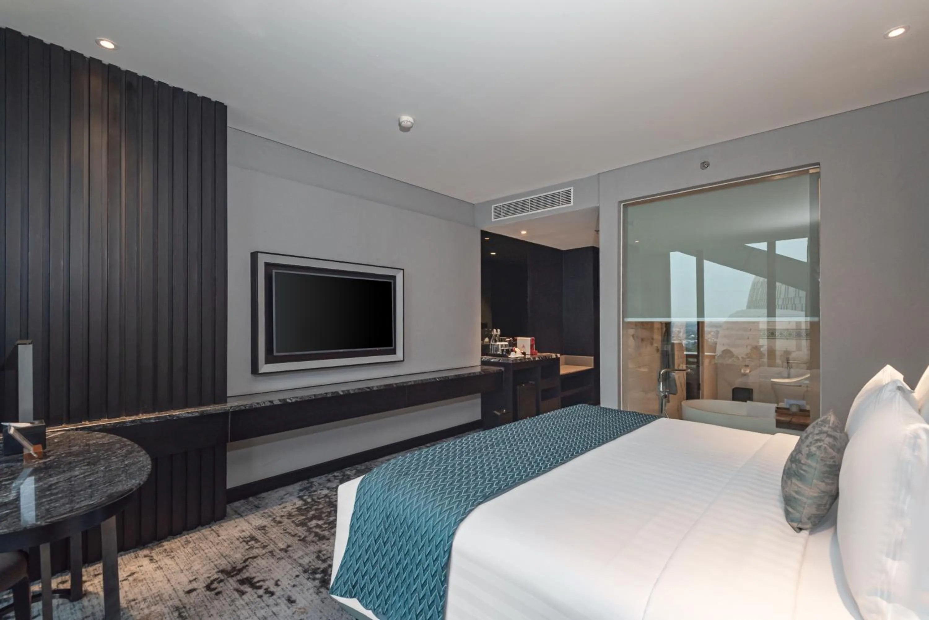 Bed in JHL Solitaire Gading Serpong