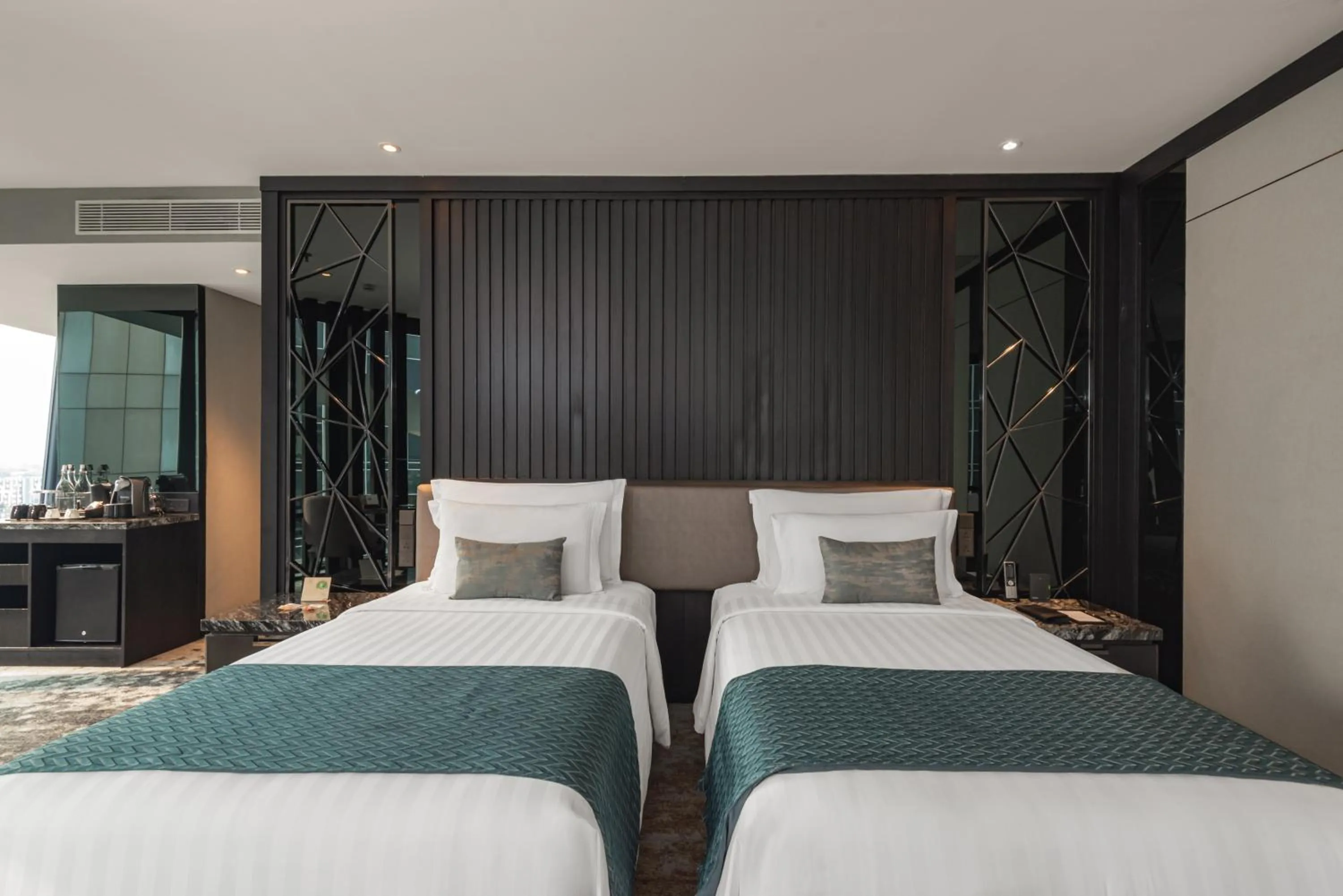 Bed in JHL Solitaire Gading Serpong