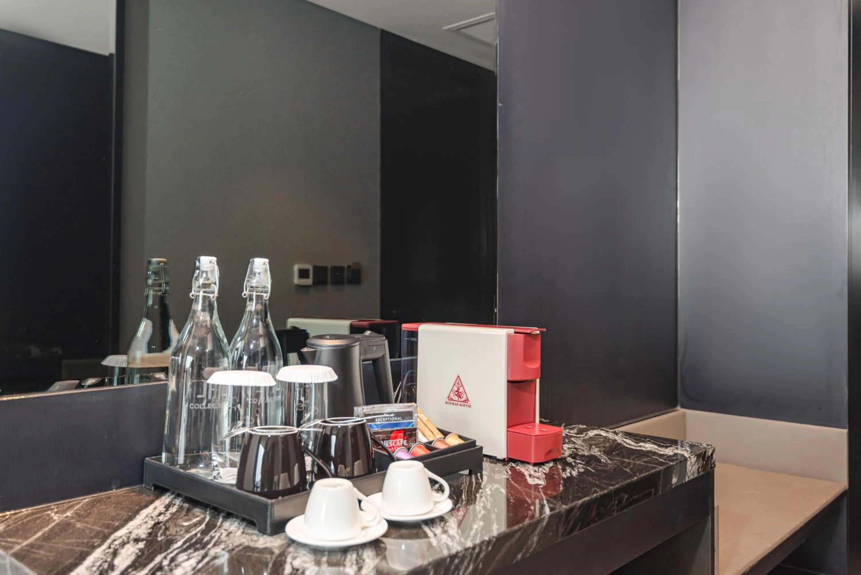 Coffee/tea facilities in JHL Solitaire Gading Serpong