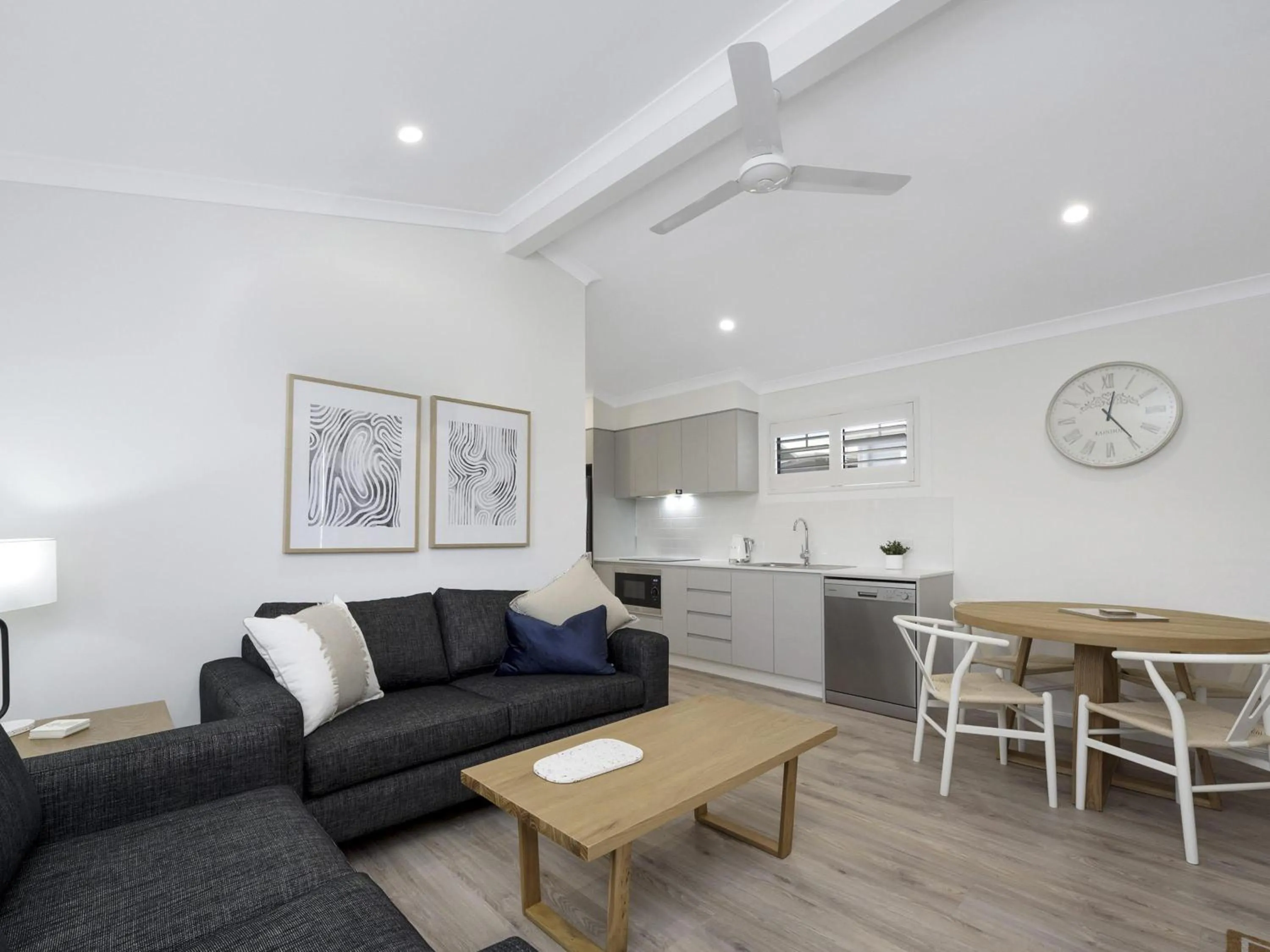 Bedroom in Mercure Townsville