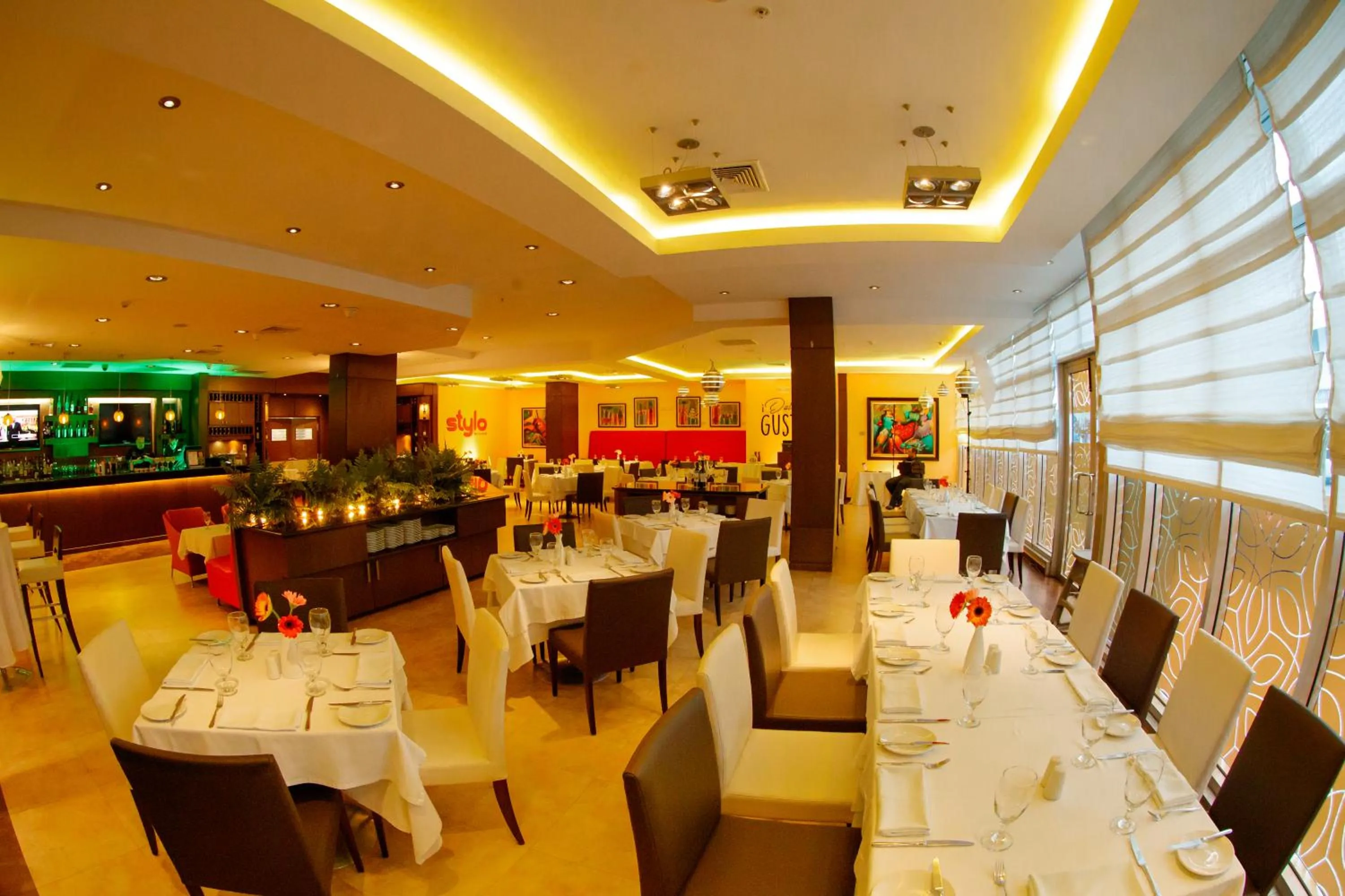 Restaurant/places to eat in Hotel Ciudad de David