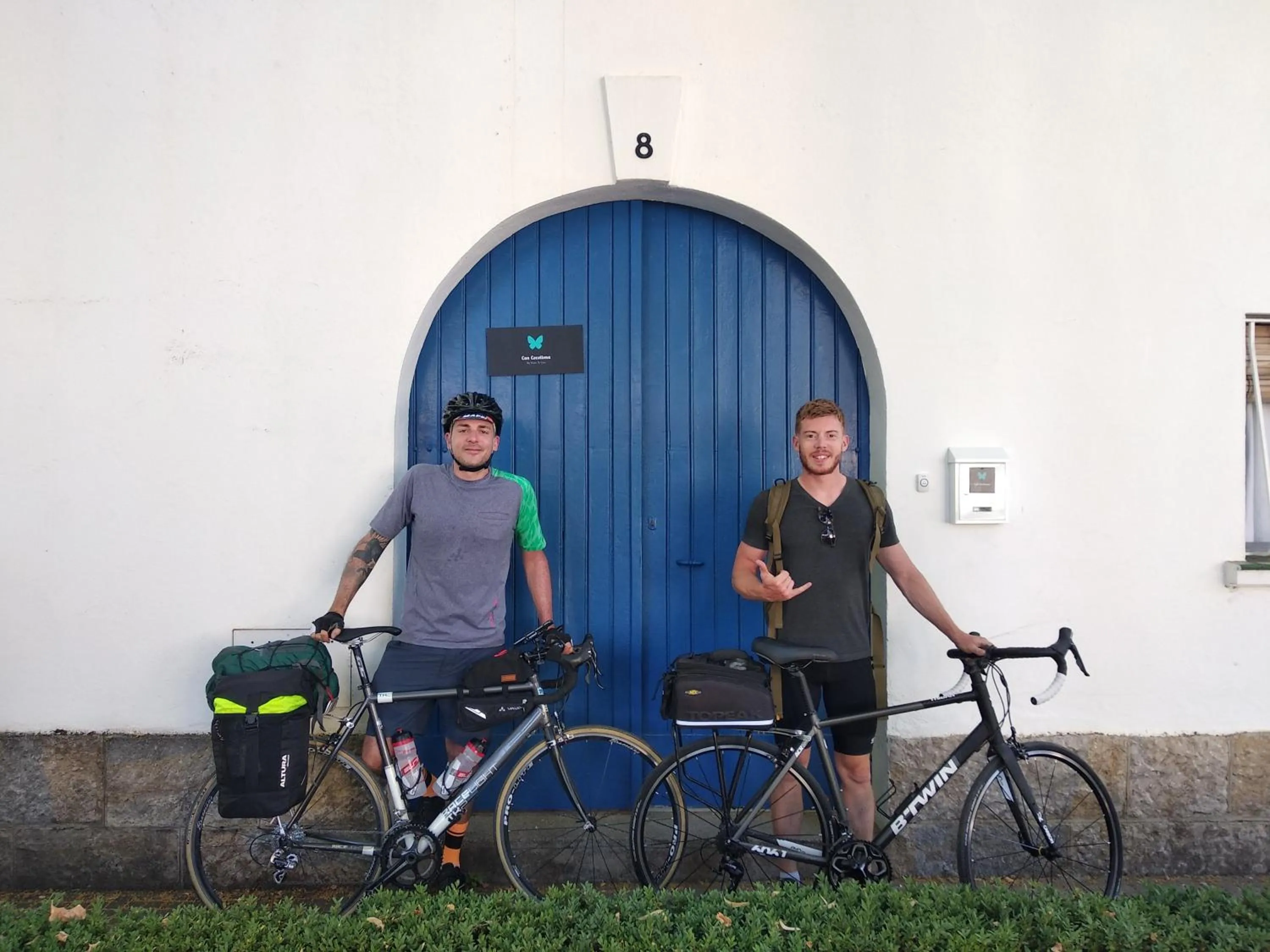 Facade/entrance in Can Cocollona