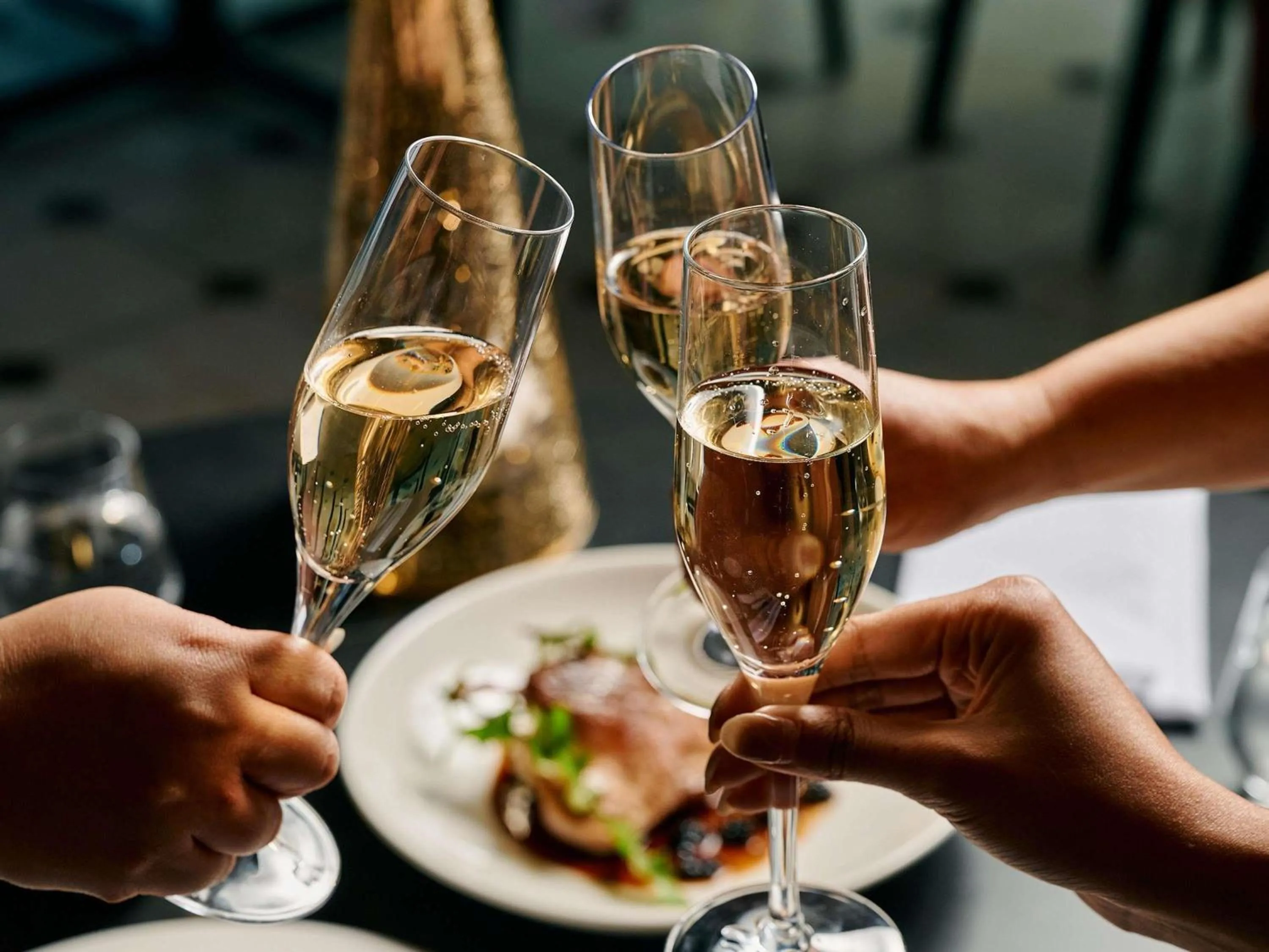 Restaurant/places to eat in Sofitel Melbourne On Collins