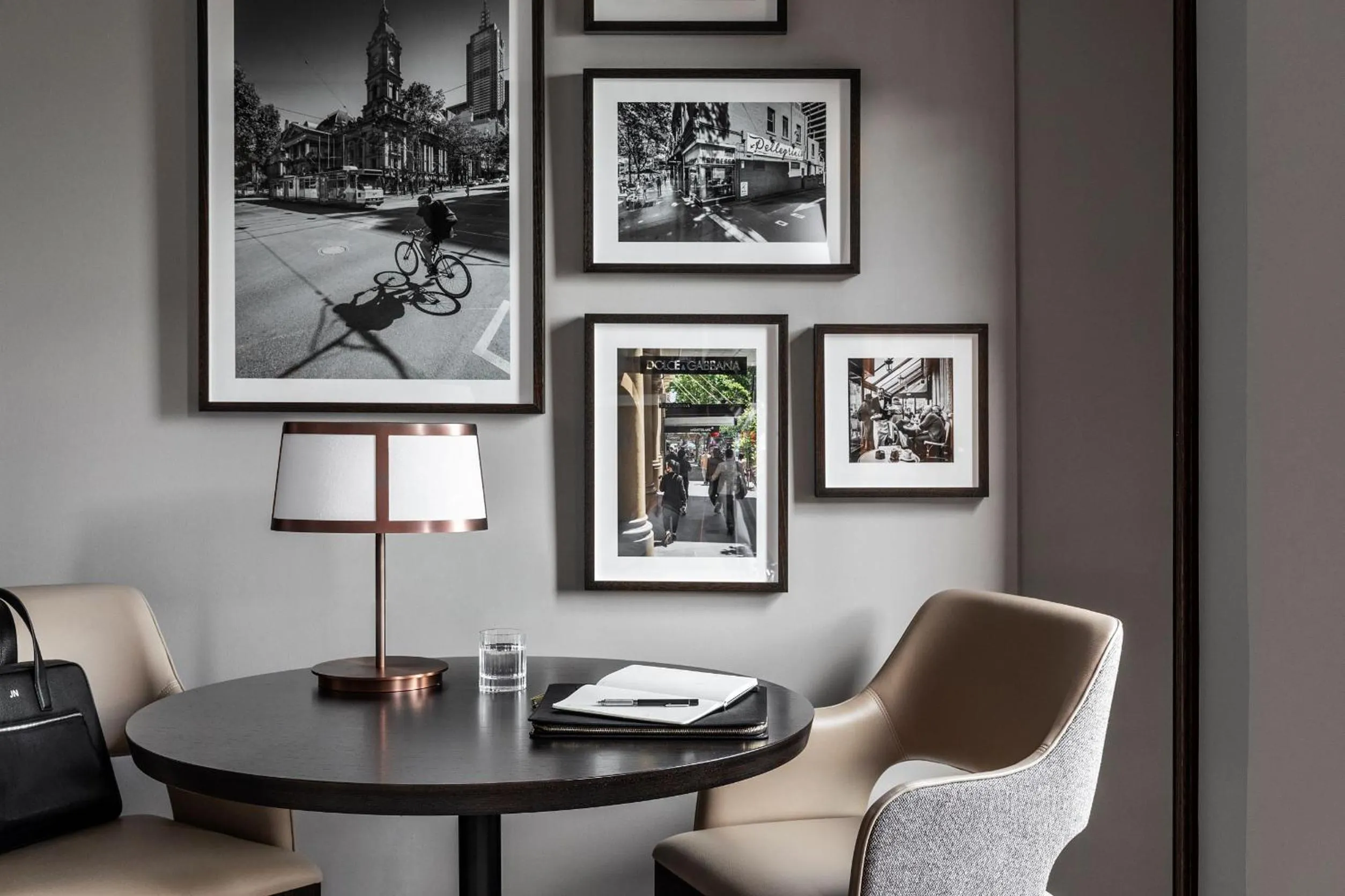 Living room in Sofitel Melbourne On Collins