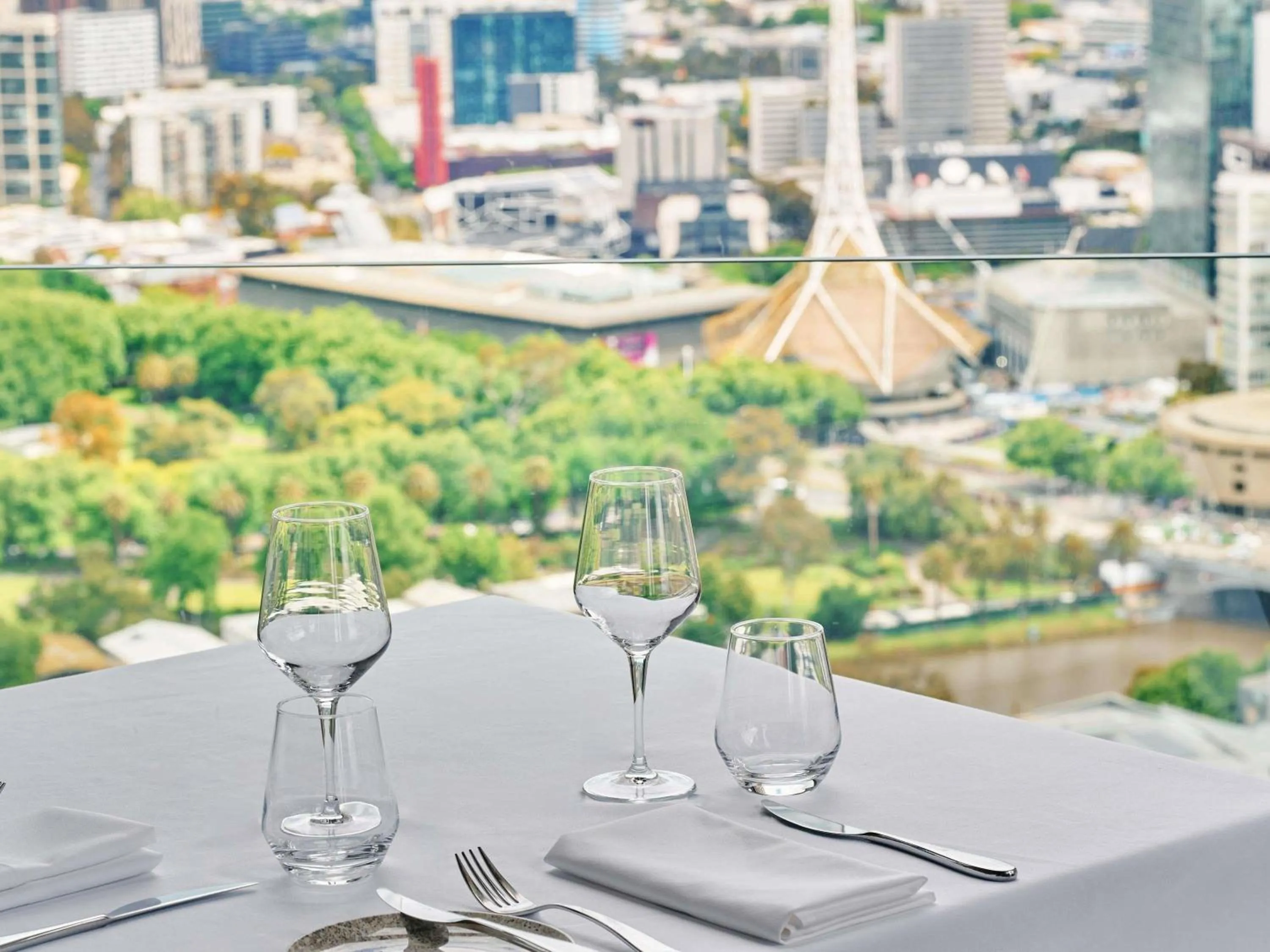 Restaurant/places to eat in Sofitel Melbourne On Collins