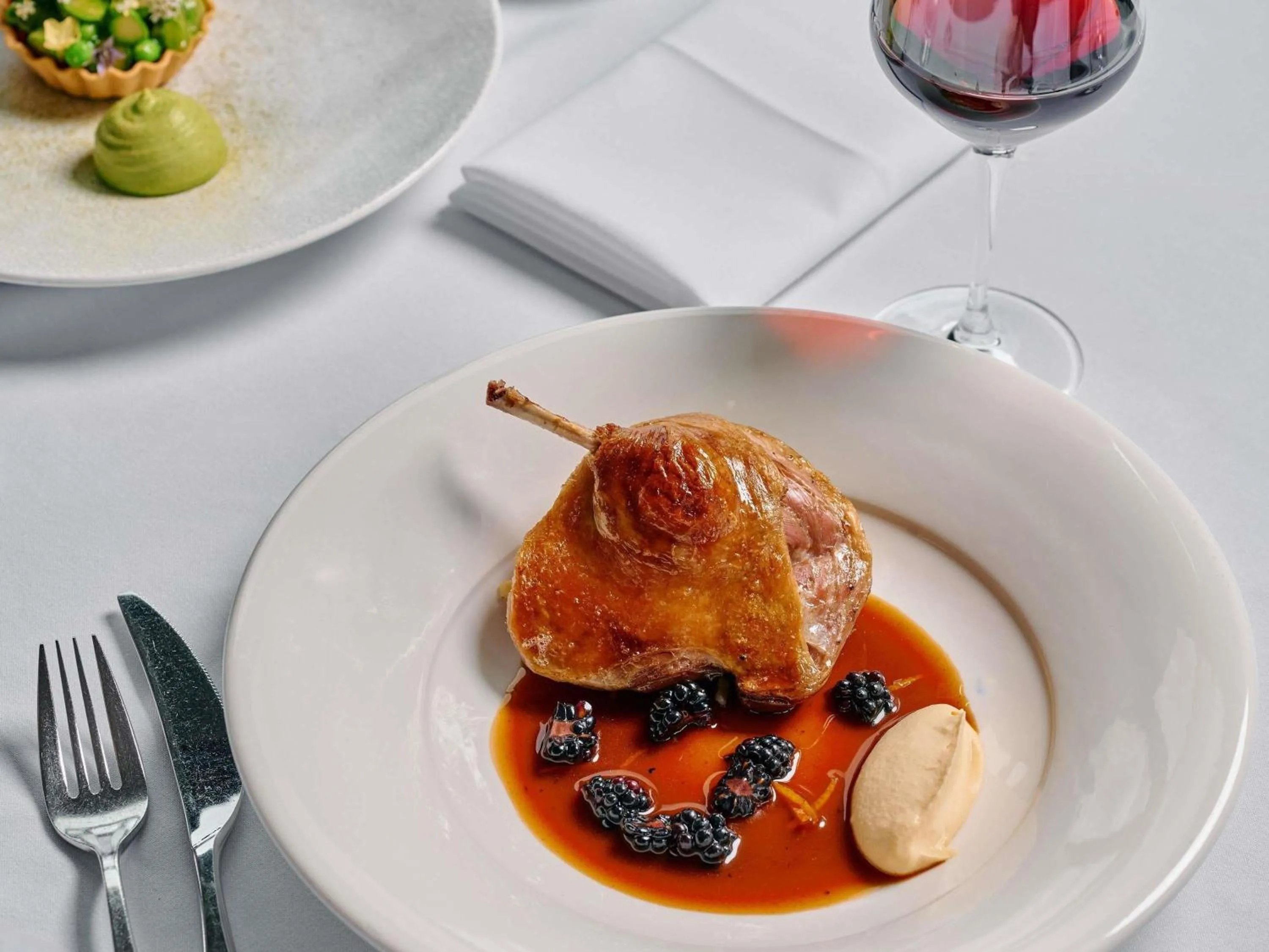 Restaurant/places to eat in Sofitel Melbourne On Collins