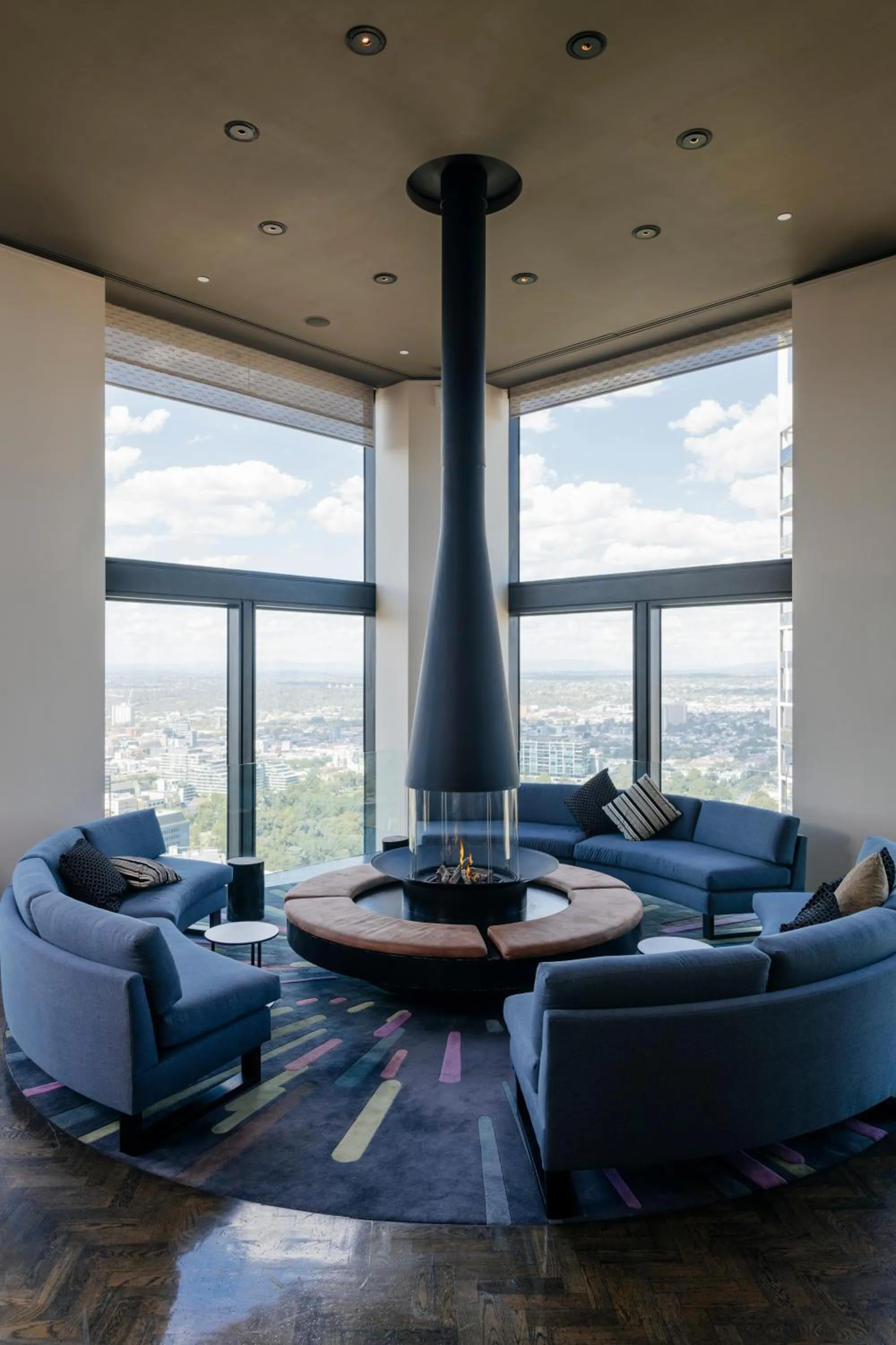 Restaurant/places to eat in Sofitel Melbourne On Collins