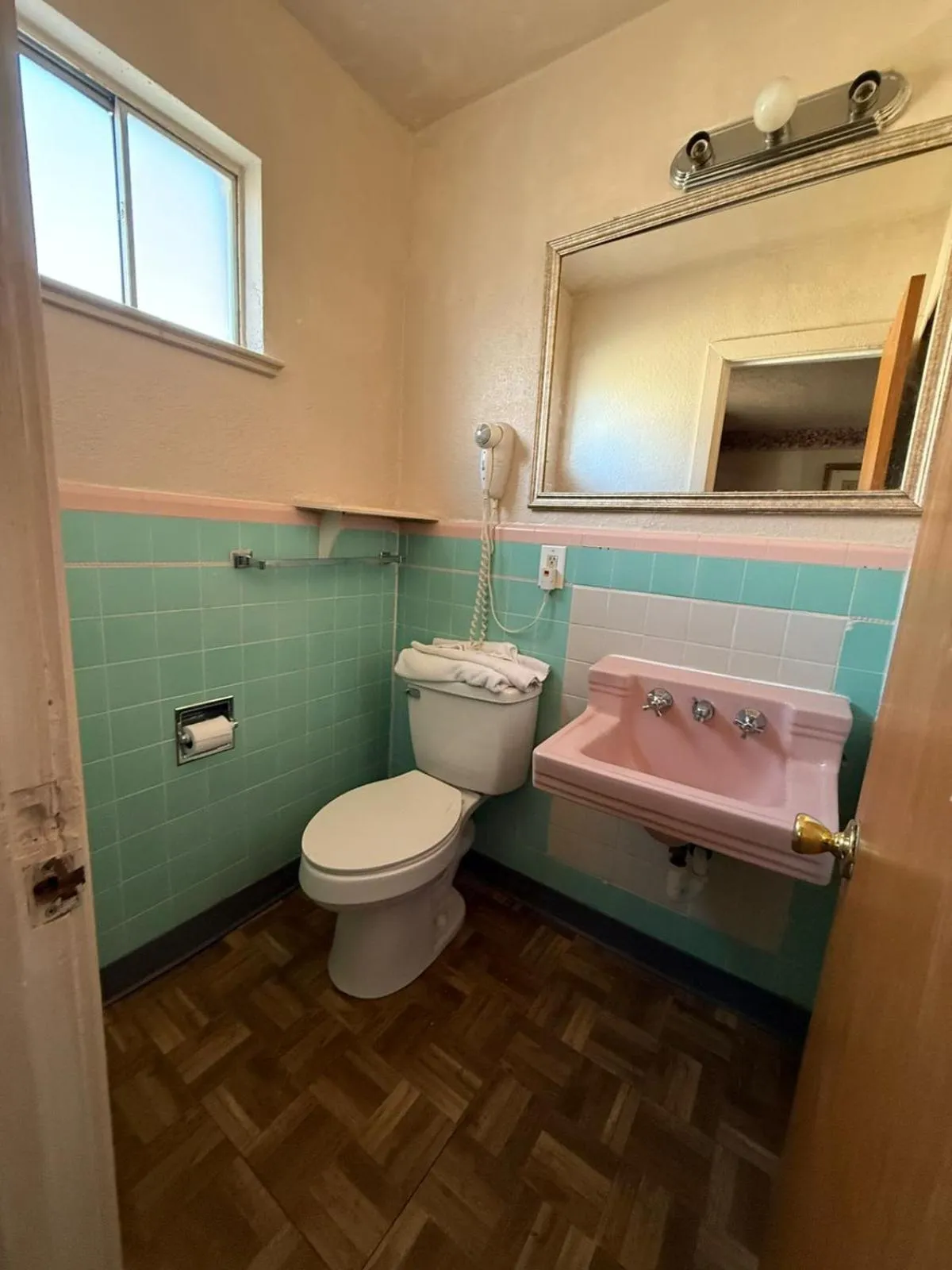 Bathroom in Springs Inn by Capital O I 25