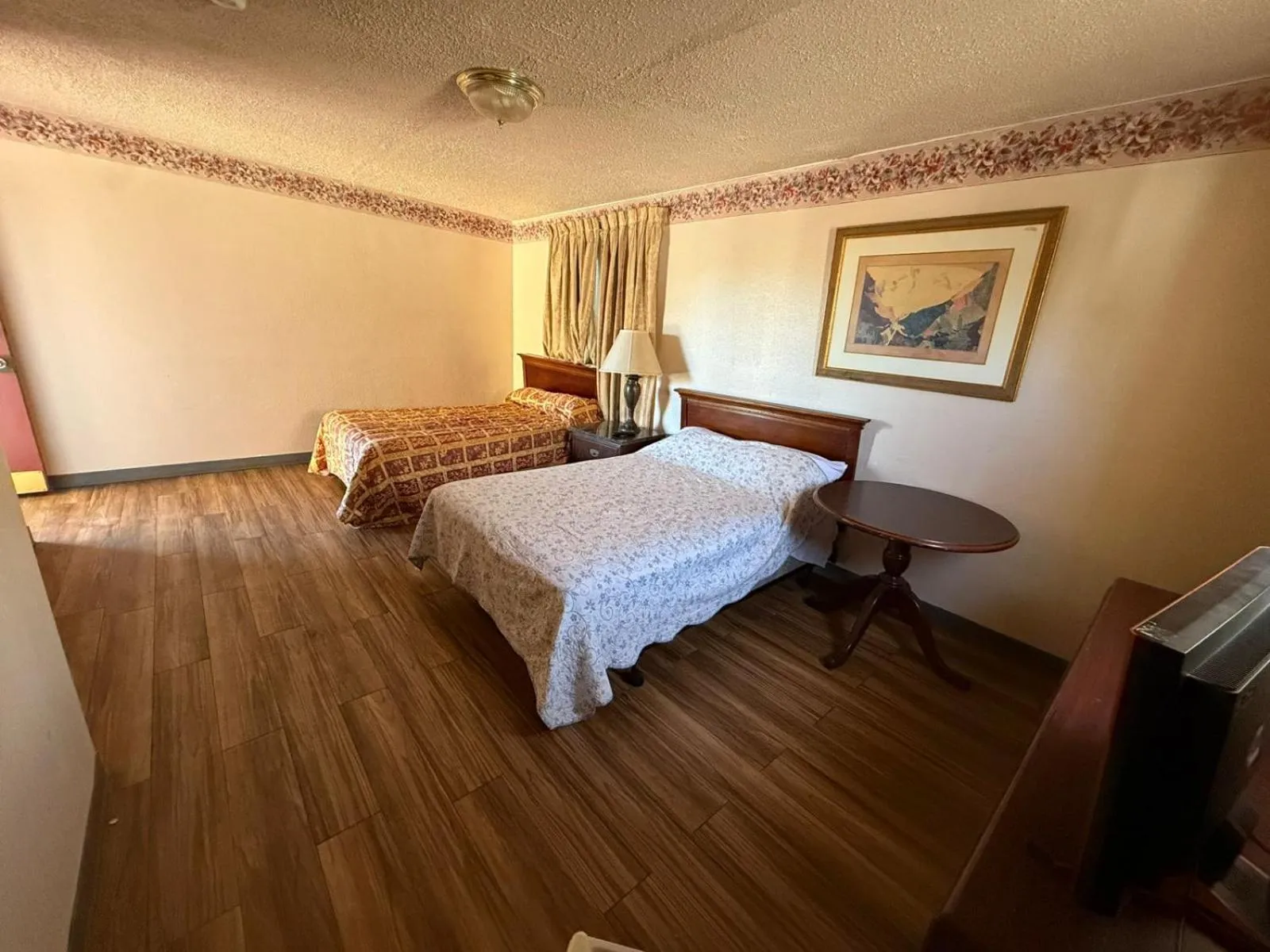 Bedroom, Bed in Springs Inn by Capital O I 25