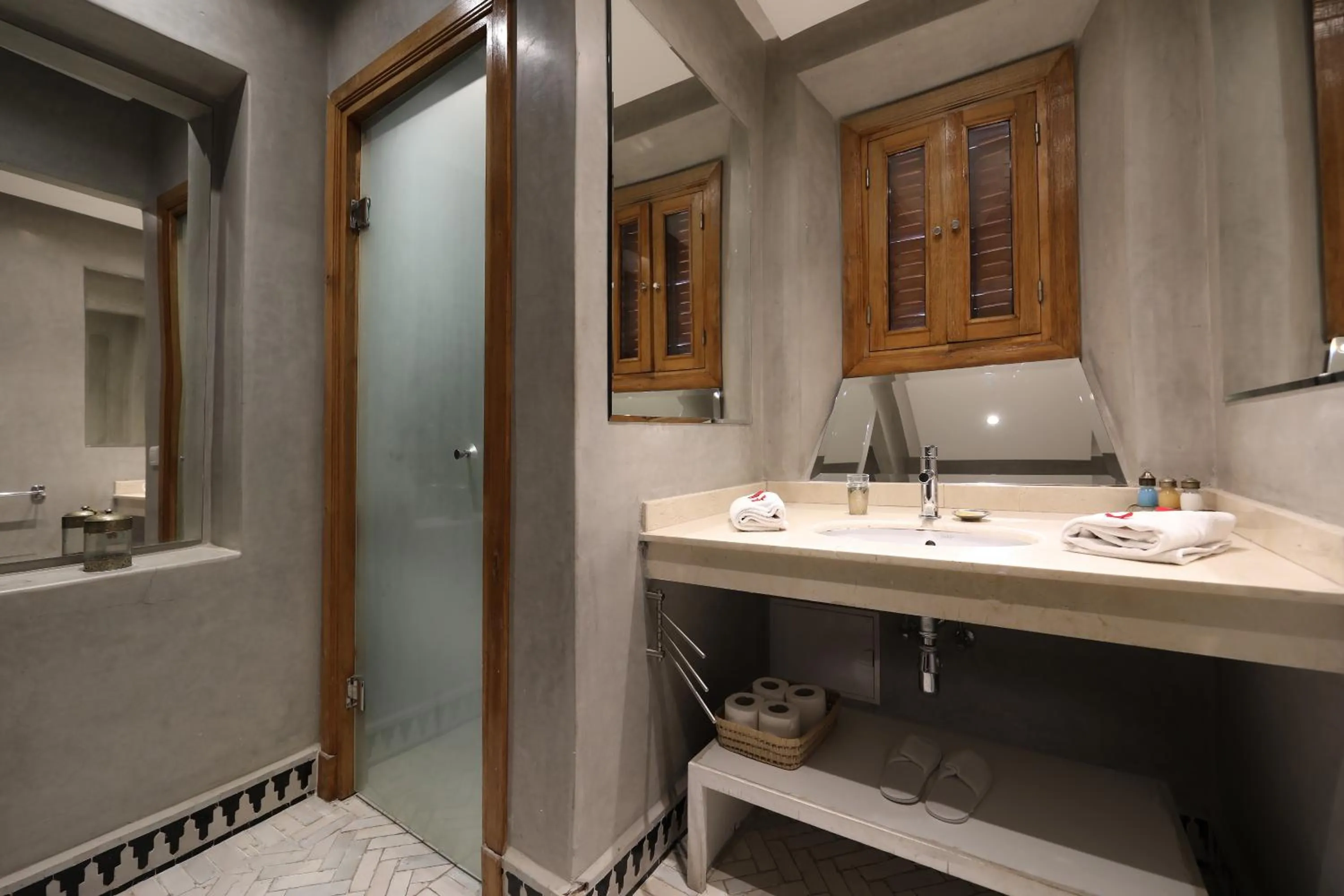 Bathroom in Riad L'Etoile D'Orient