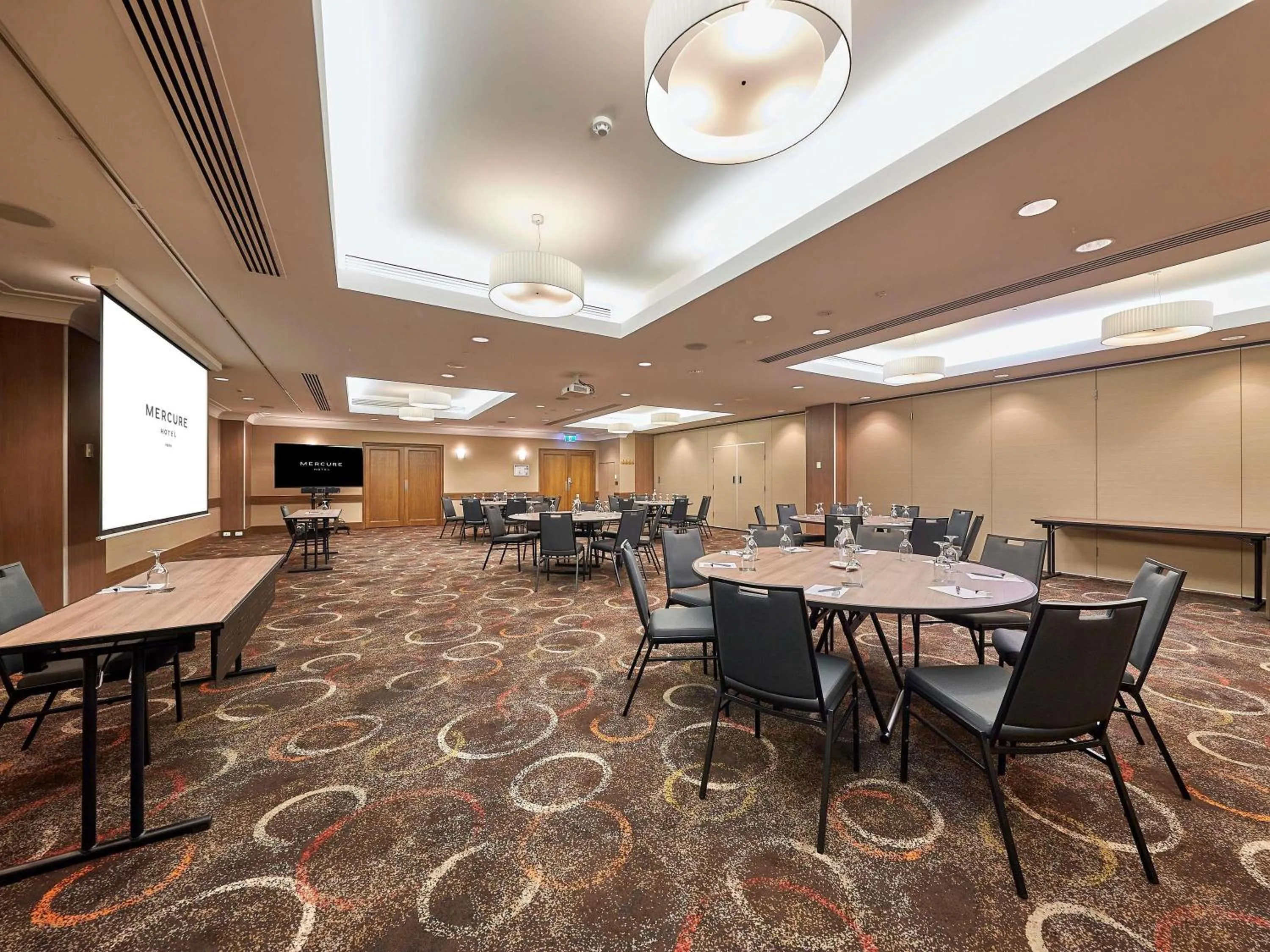 Meeting/conference room in Mercure Perth