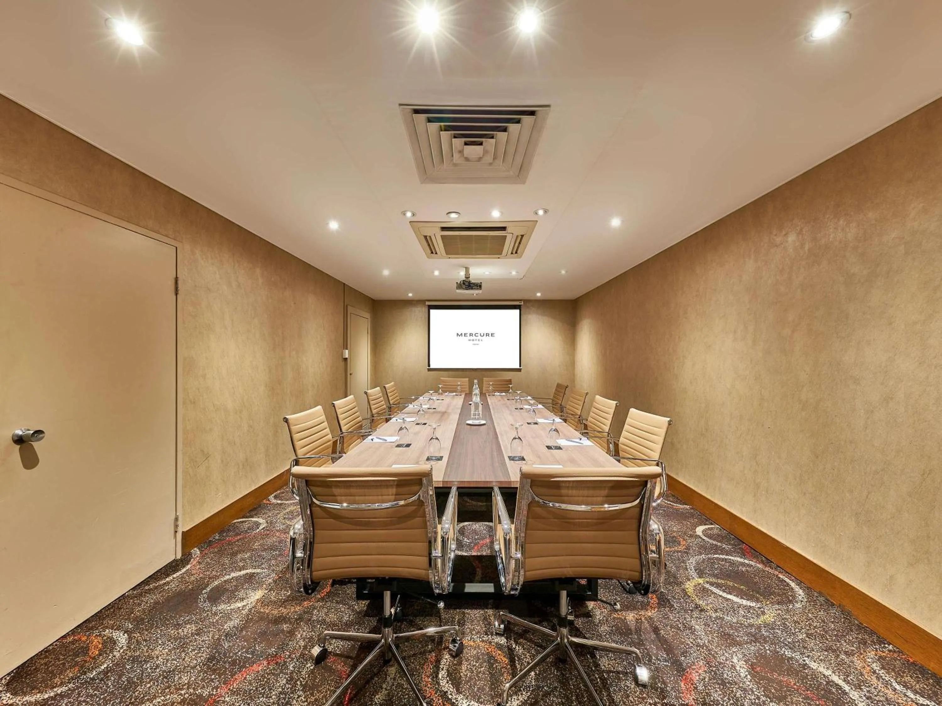 Meeting/conference room in Mercure Perth