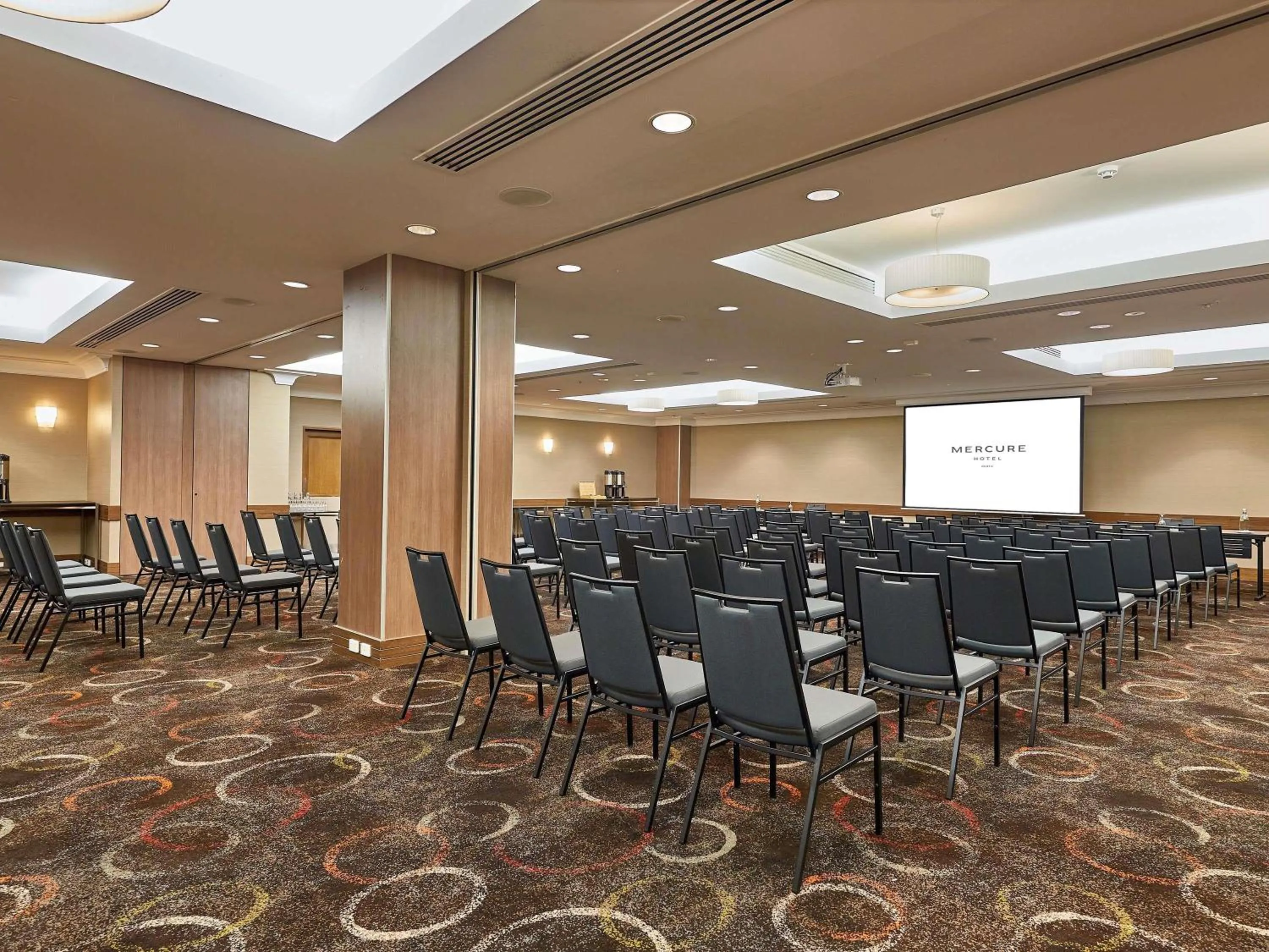 Meeting/conference room in Mercure Perth