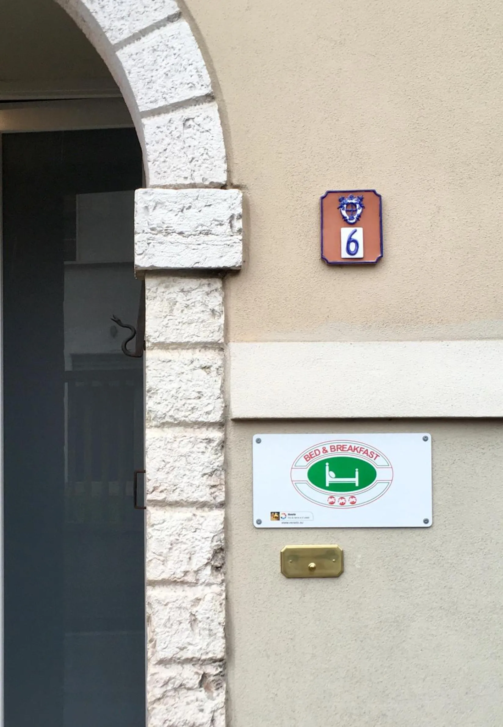 Facade/entrance in Corielli B&B