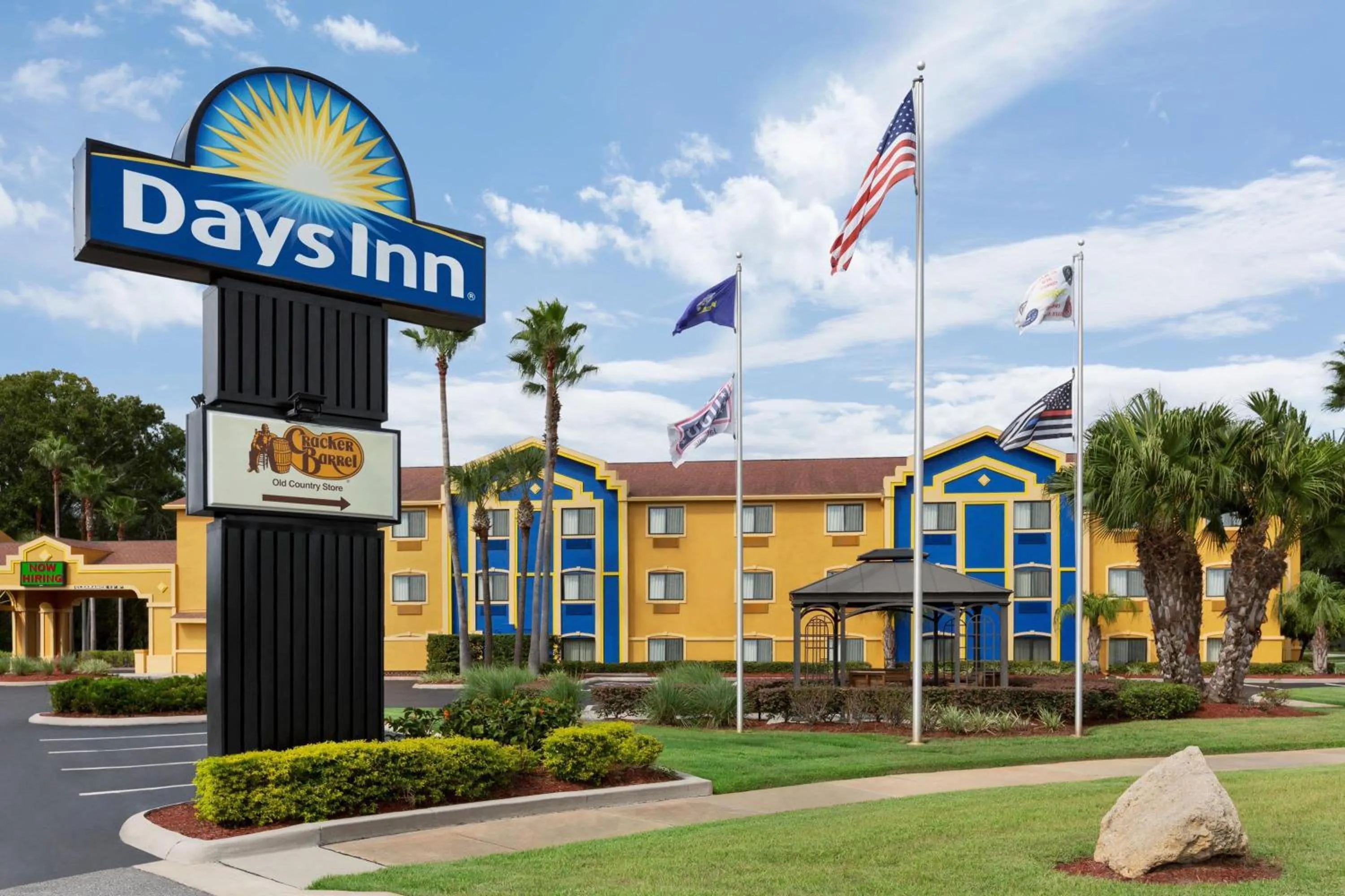 Property building in Days Inn by Wyndham Orange Park/Jacksonville