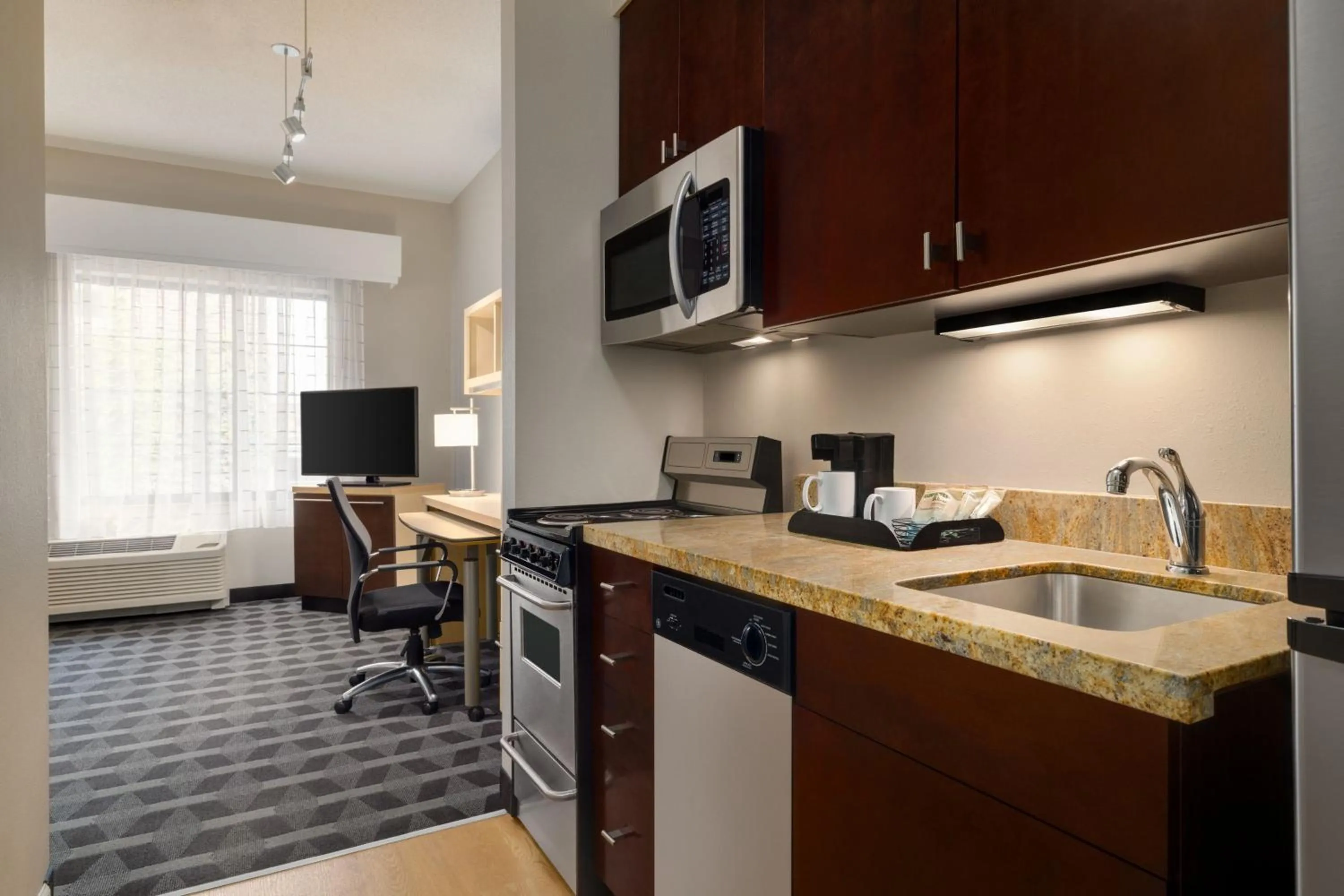 Living room in TownePlace Suites by Marriott Williamsport