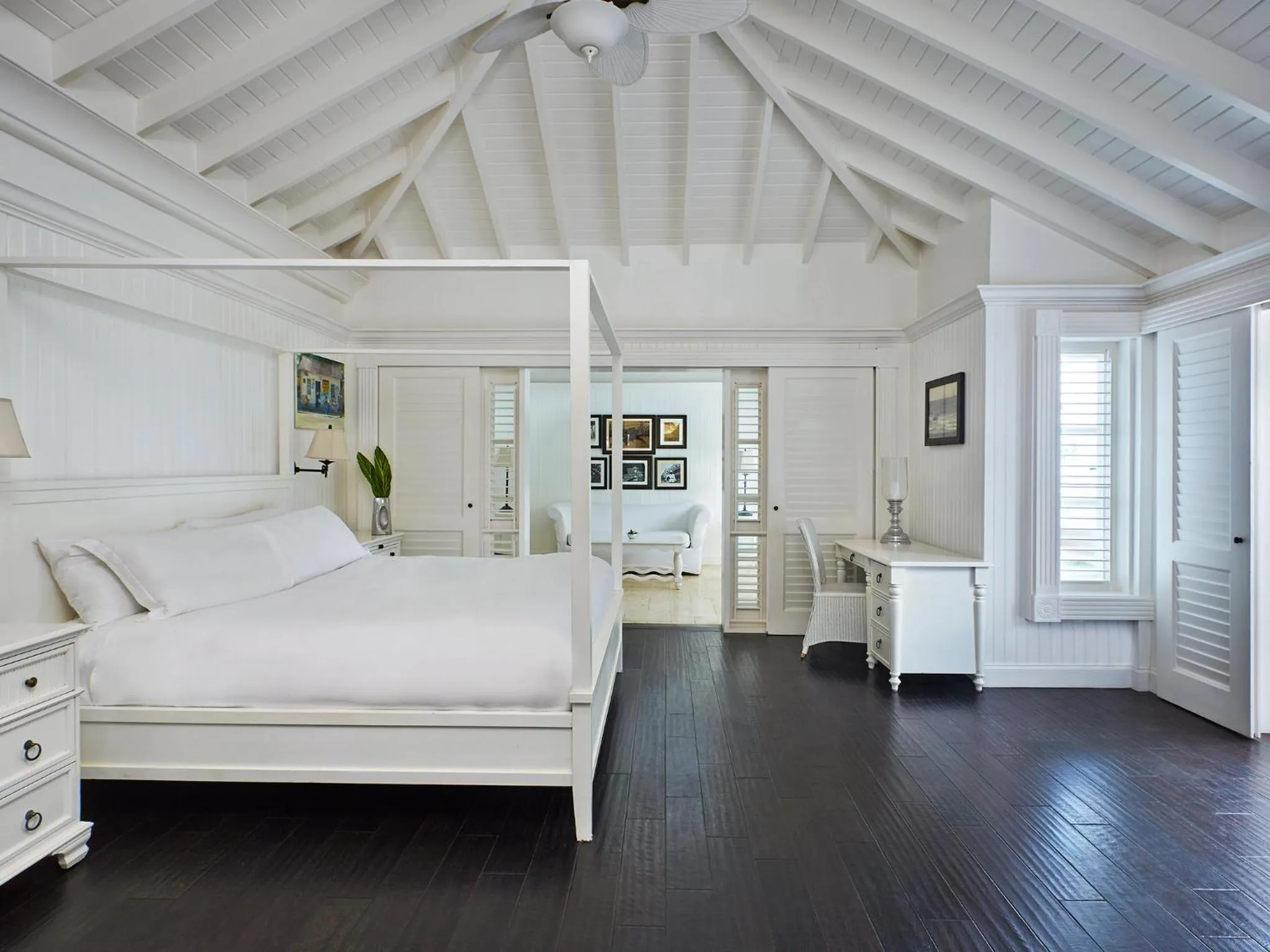 Bedroom, Bed in Sugar Beach, A Viceroy Resort