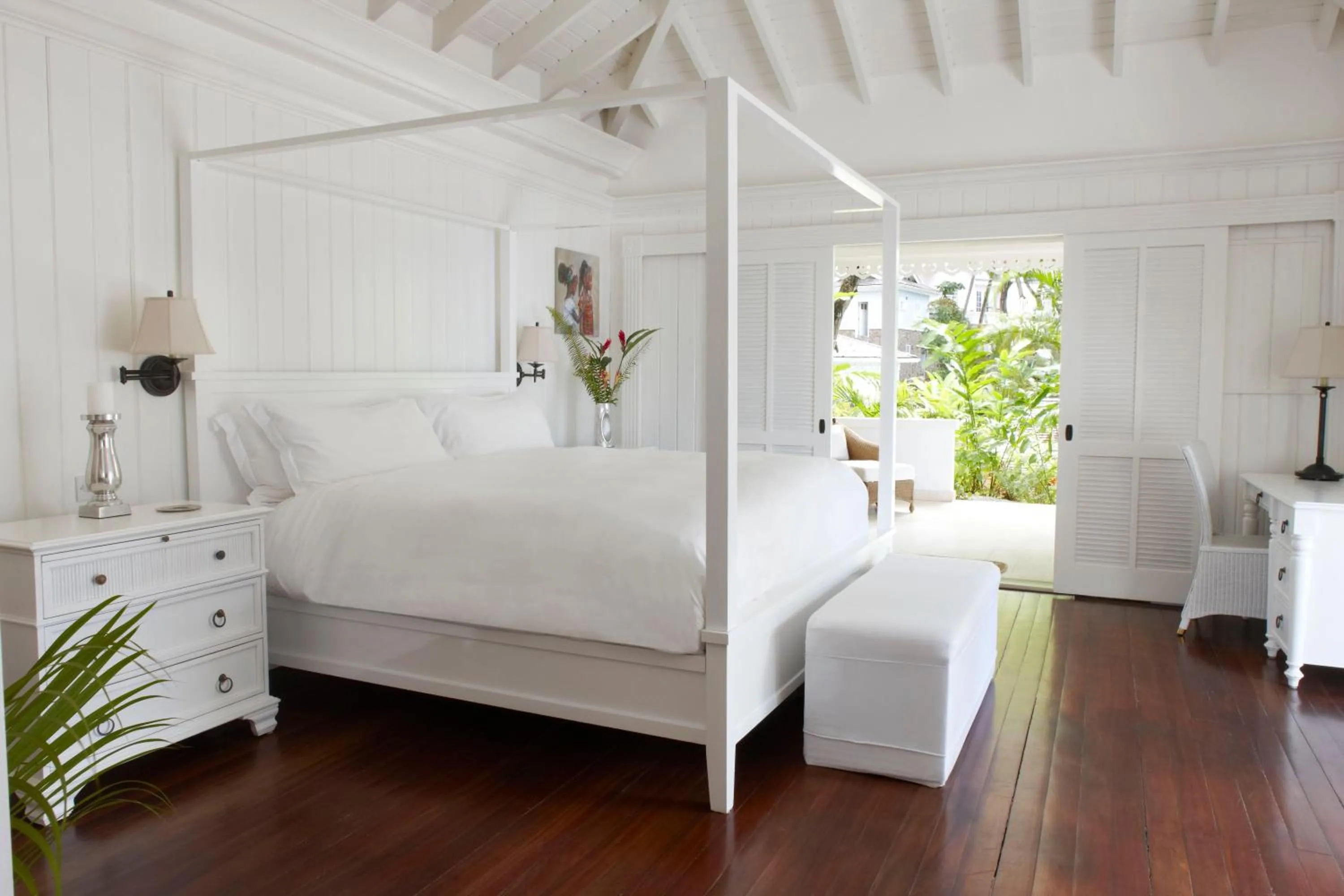 Bedroom, Bed in Sugar Beach, A Viceroy Resort