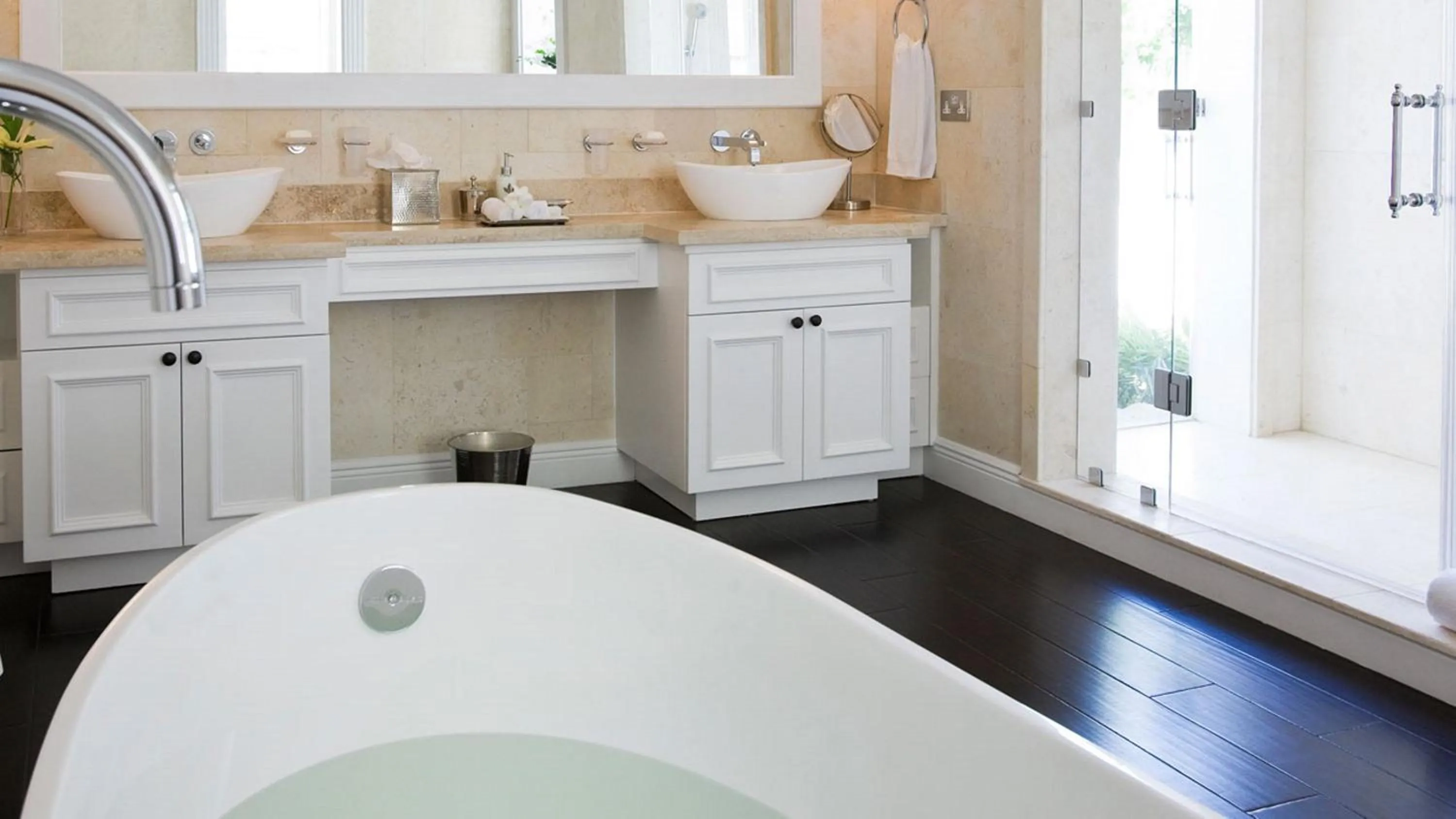Bathroom in Sugar Beach, A Viceroy Resort