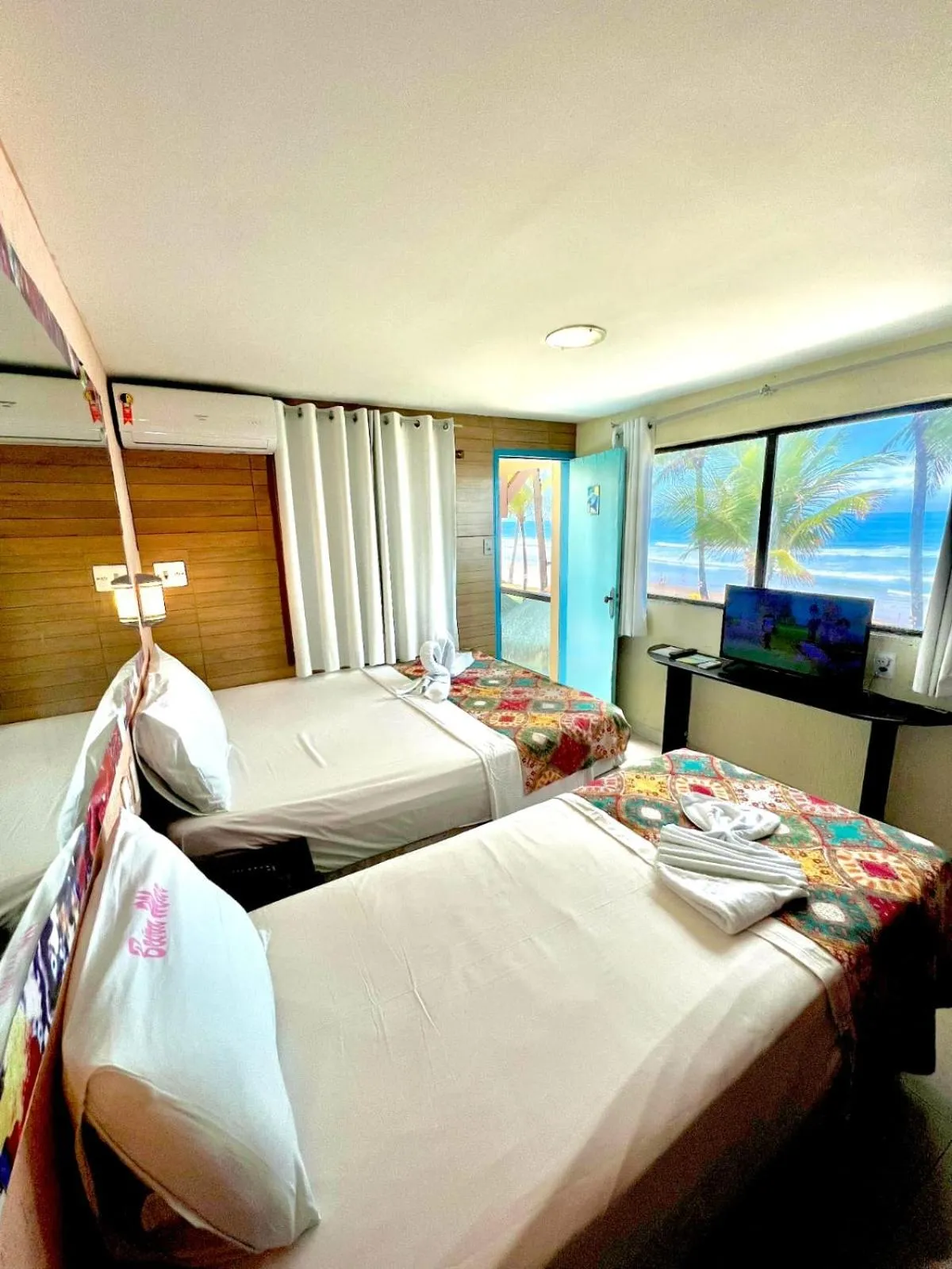 Photo of the whole room, Bed in Beira Mar Porto de Galinhas Hotel