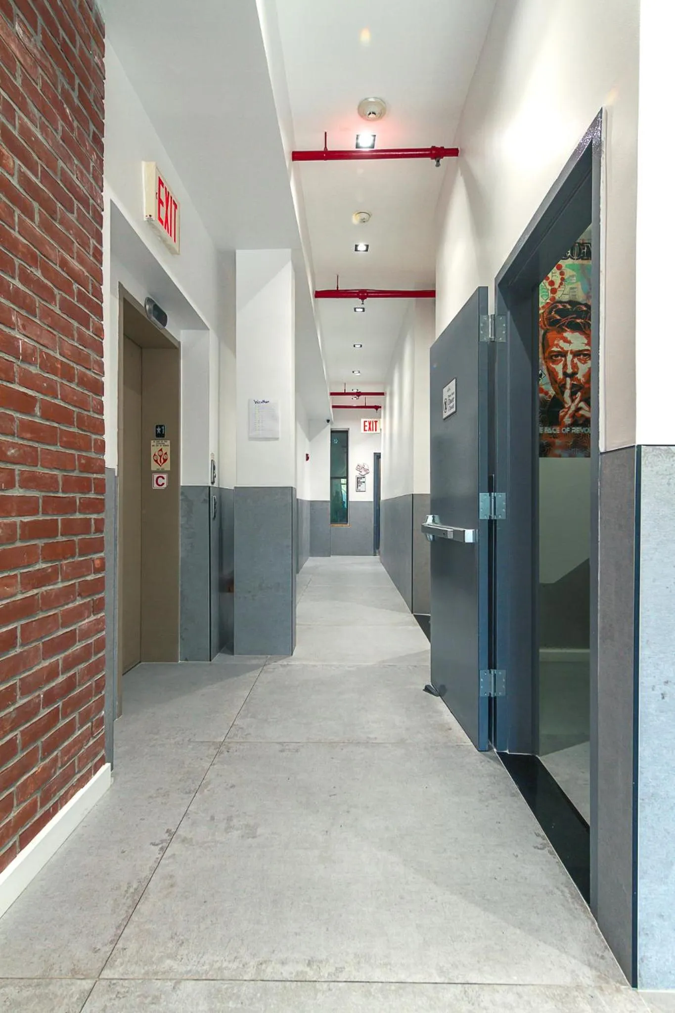 Lobby or reception in NY Moore Hostel