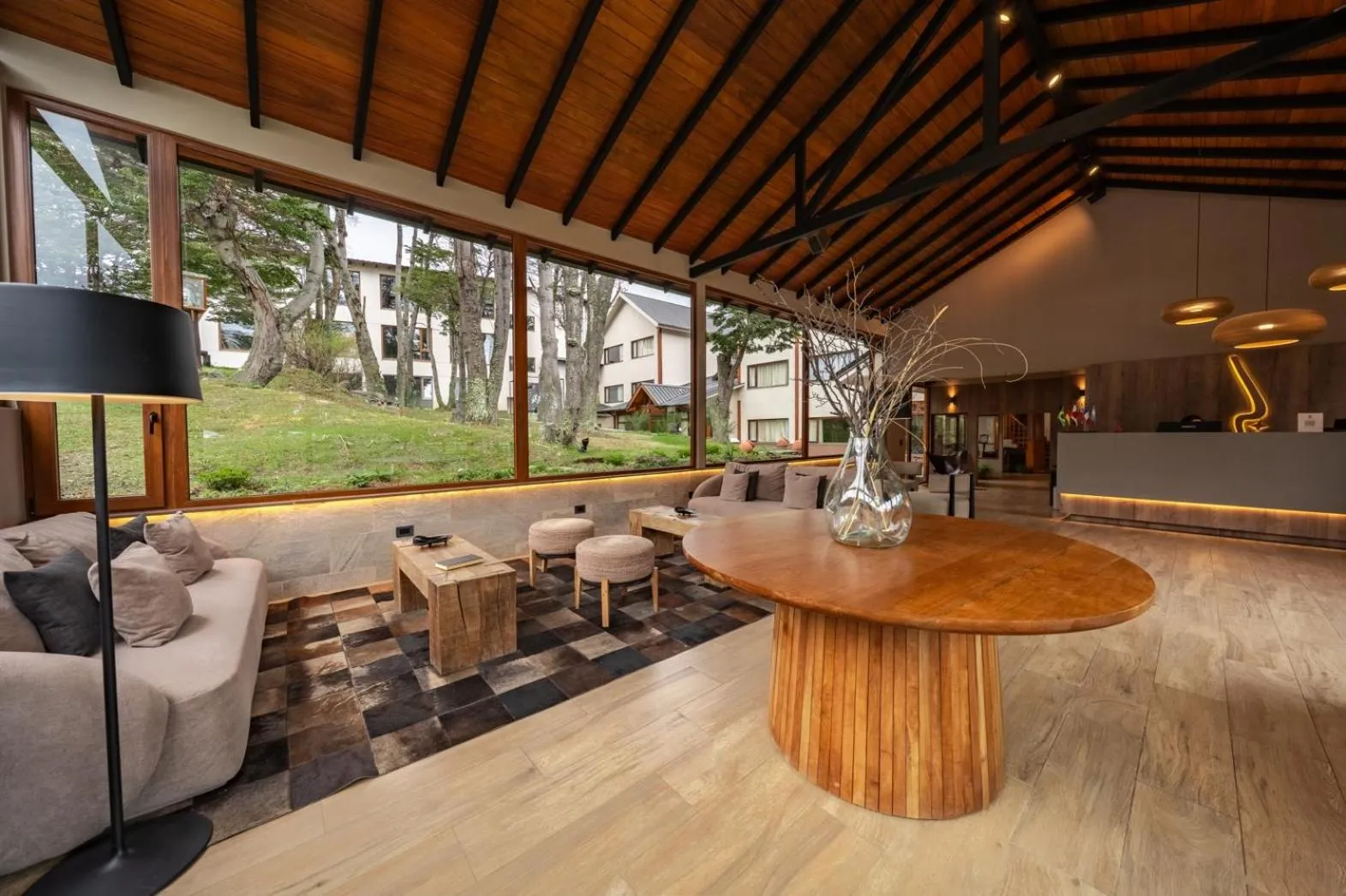 Altos Ushuaia Hotel & Resto