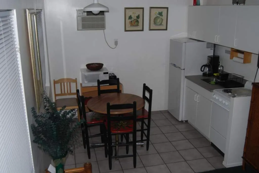 Kitchen or kitchenette in Best Florida Resort