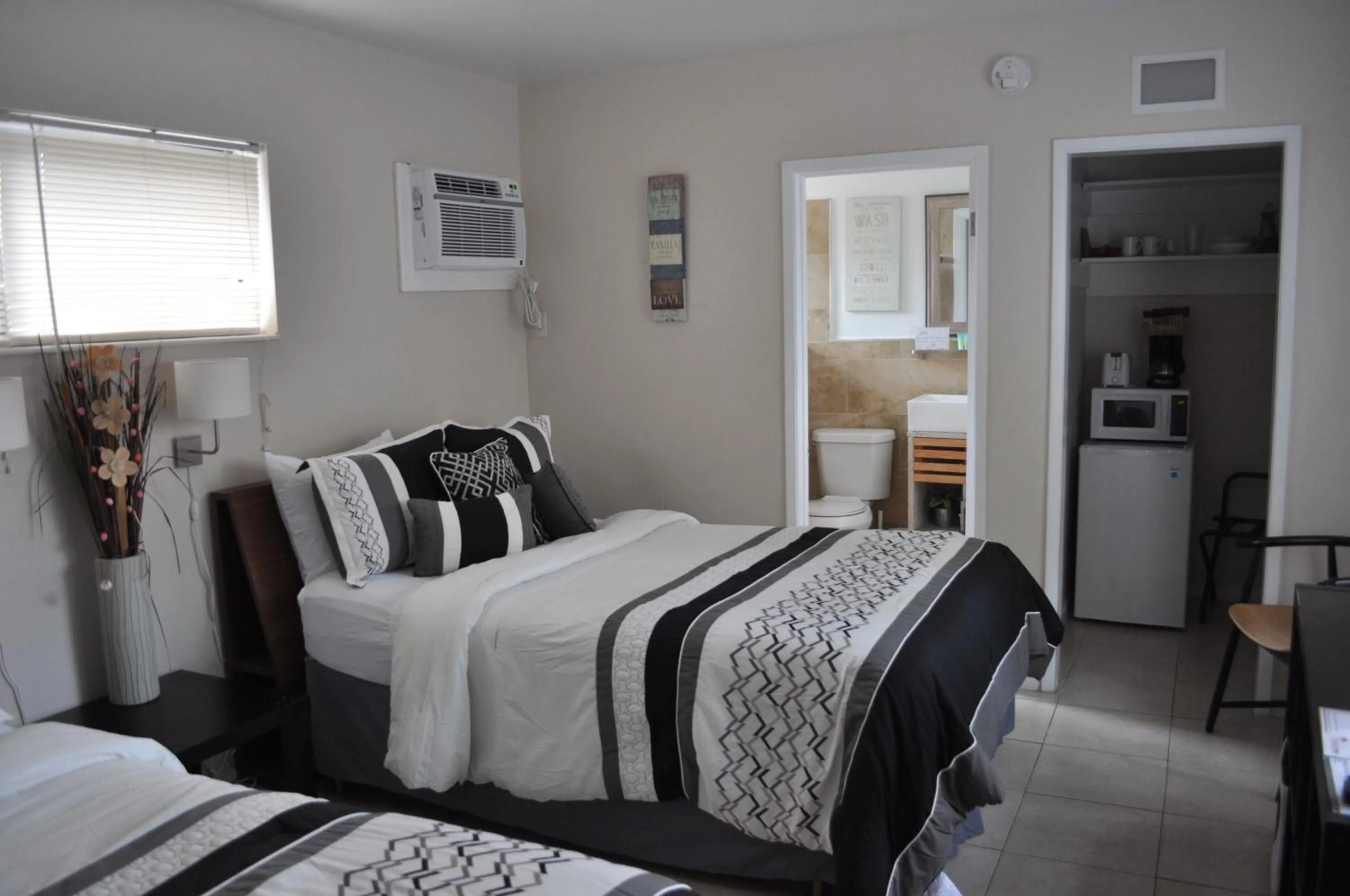 Bed in Best Florida Resort