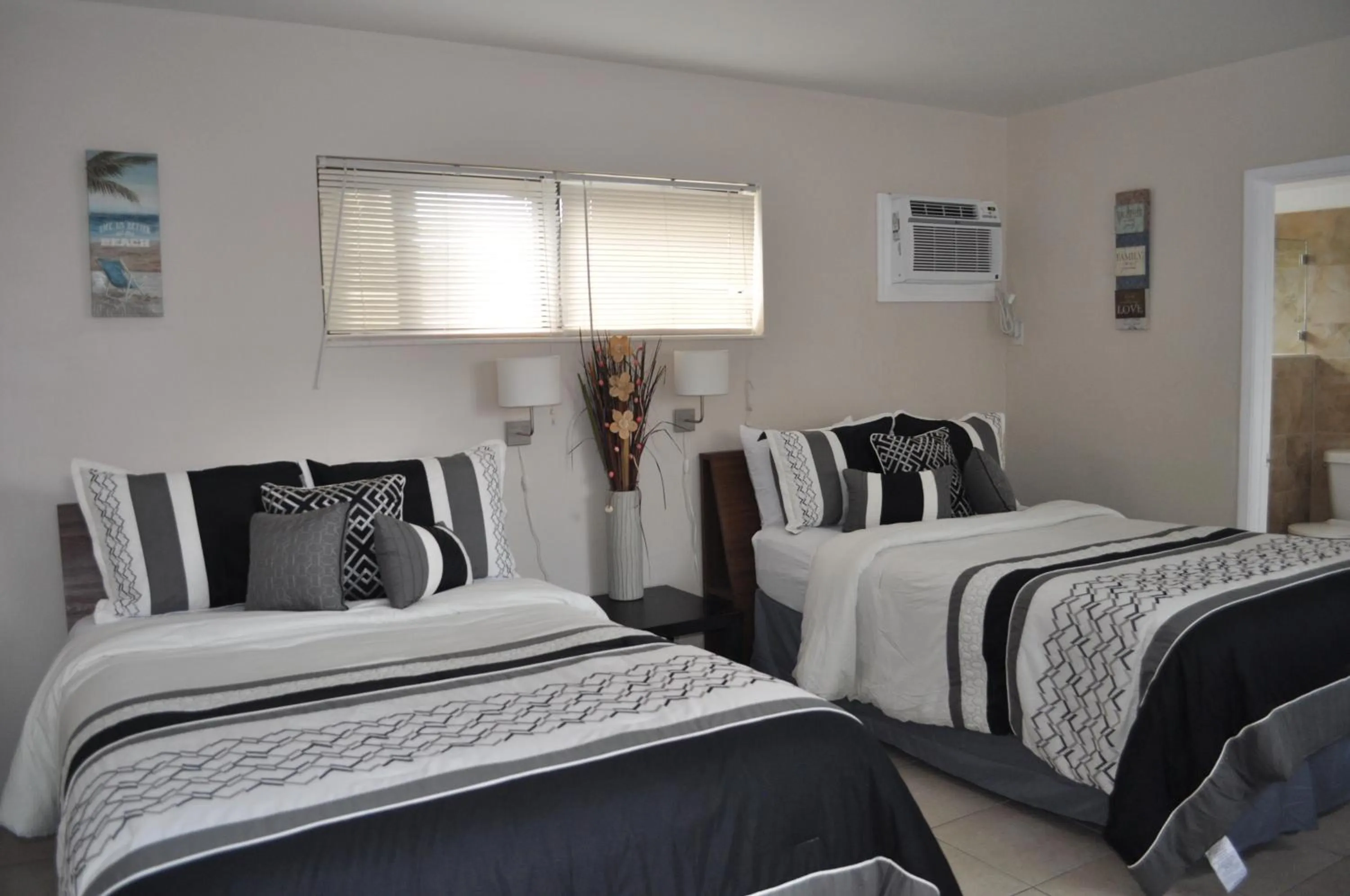 Bed in Best Florida Resort