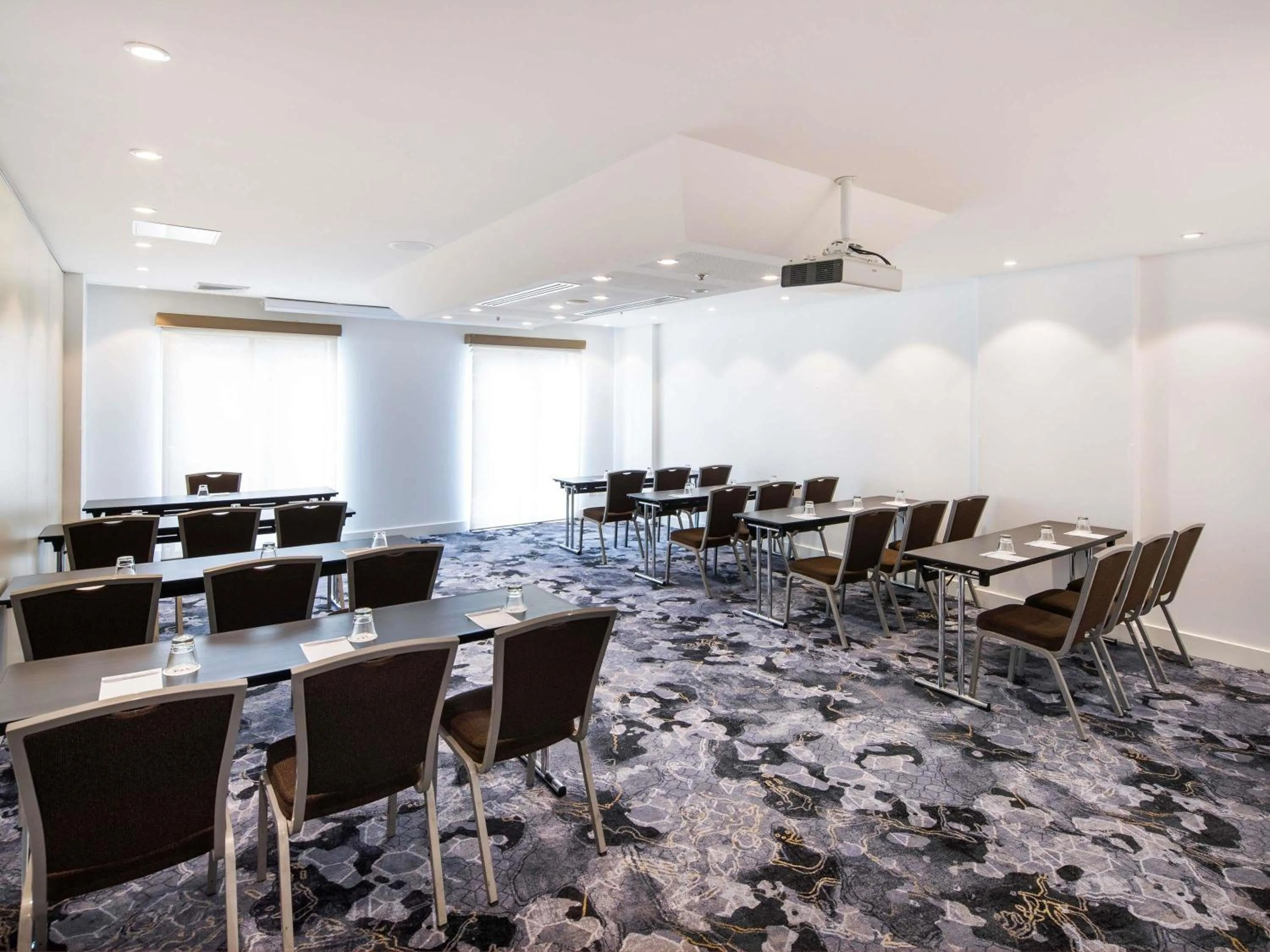 Meeting/conference room in Mercure Sydney