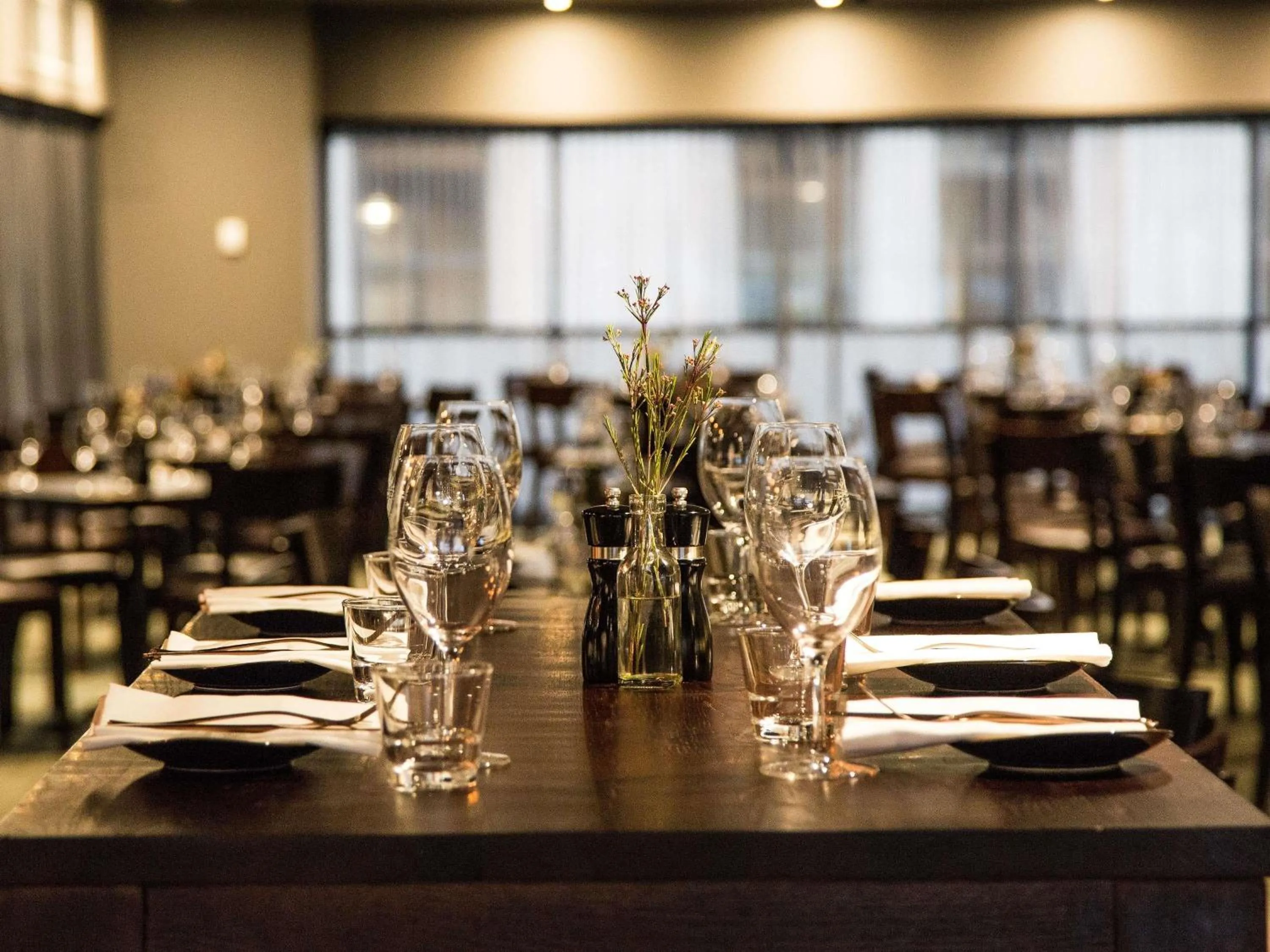 Restaurant/places to eat in Mercure Sydney