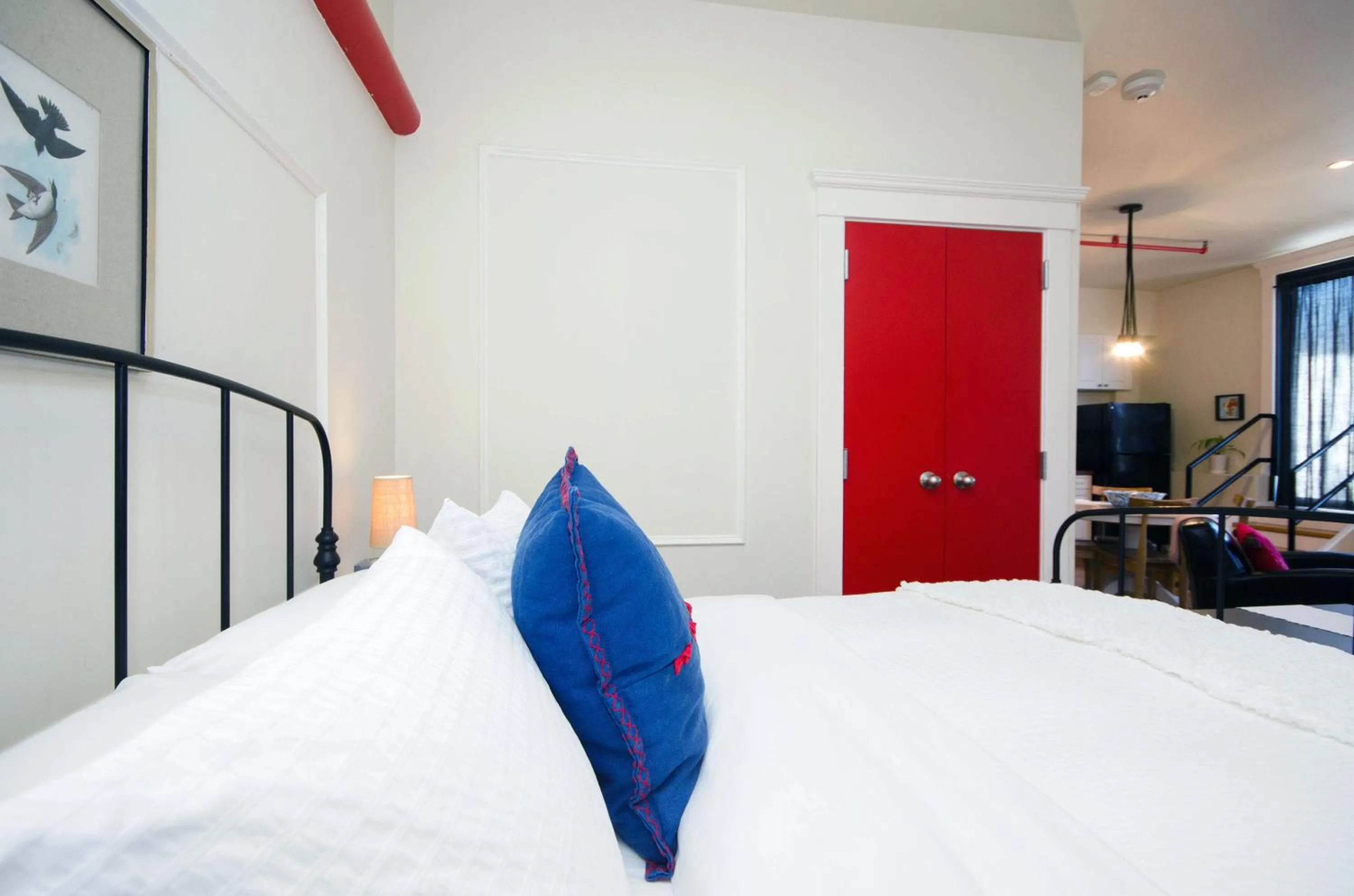 Bedroom, Bed in The Box House Hotel