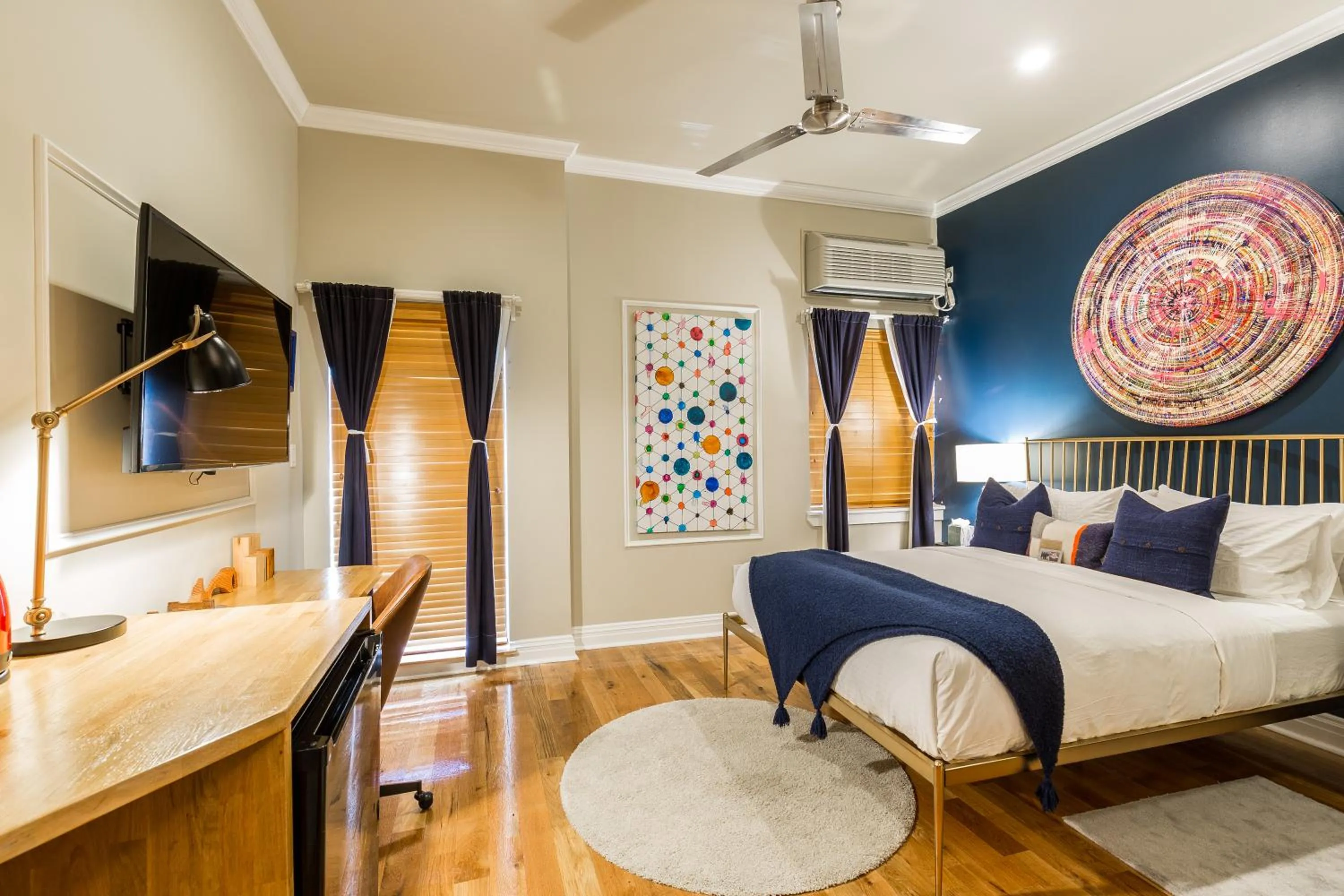 Photo of the whole room in The Box House Hotel