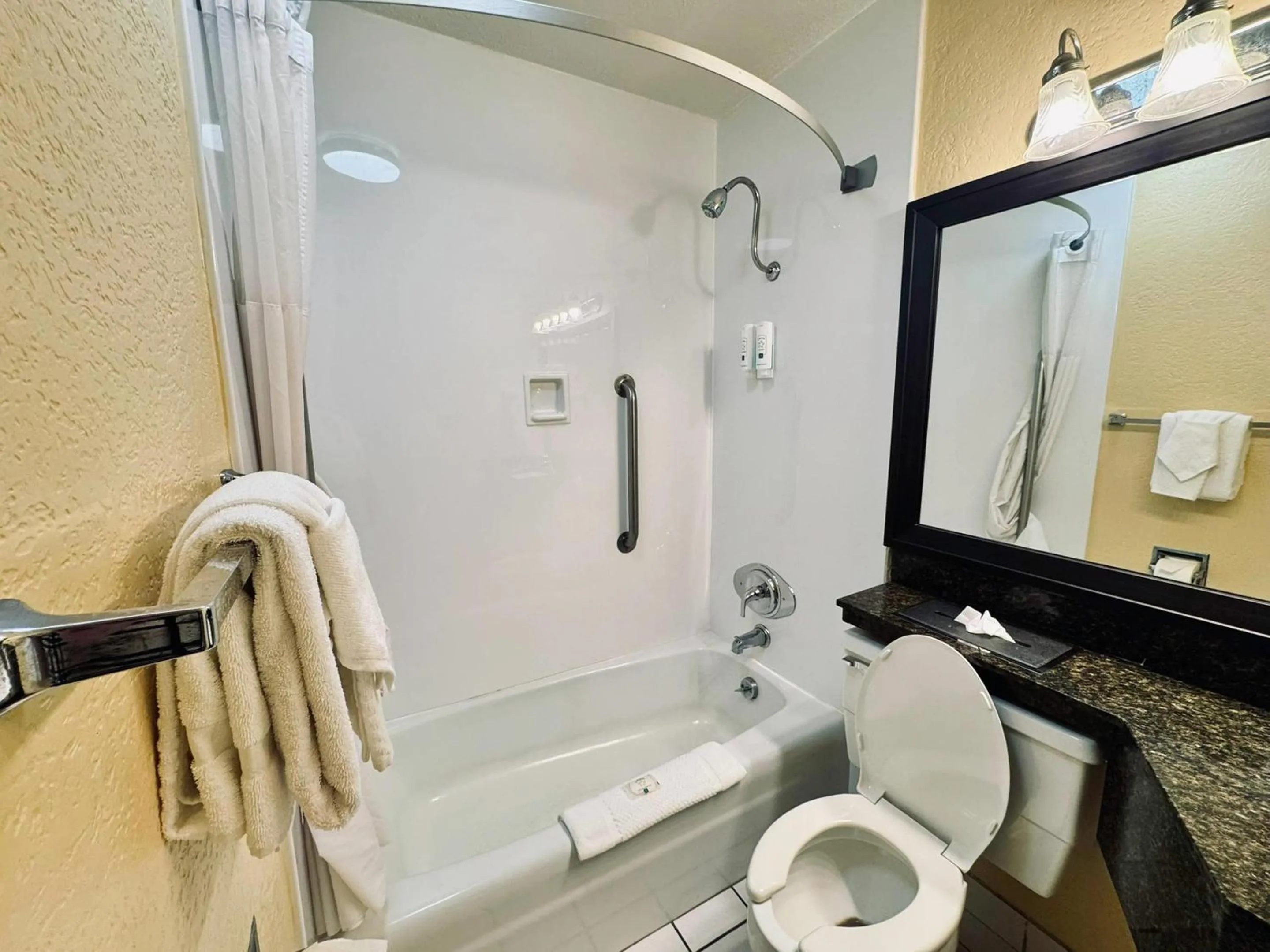 Bedroom in Quality Inn Conference Center Logansport