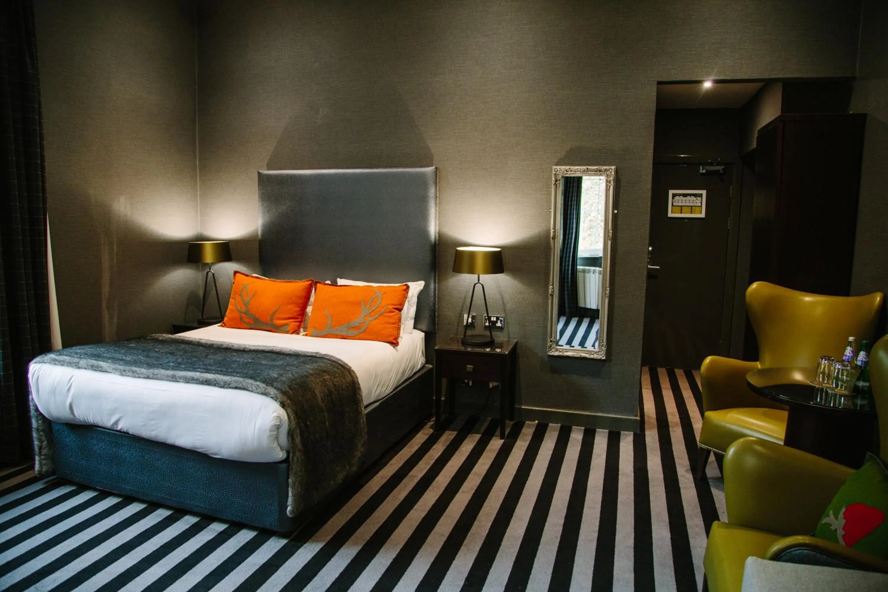 Bedroom, Bed in Dunkeld House Hotel