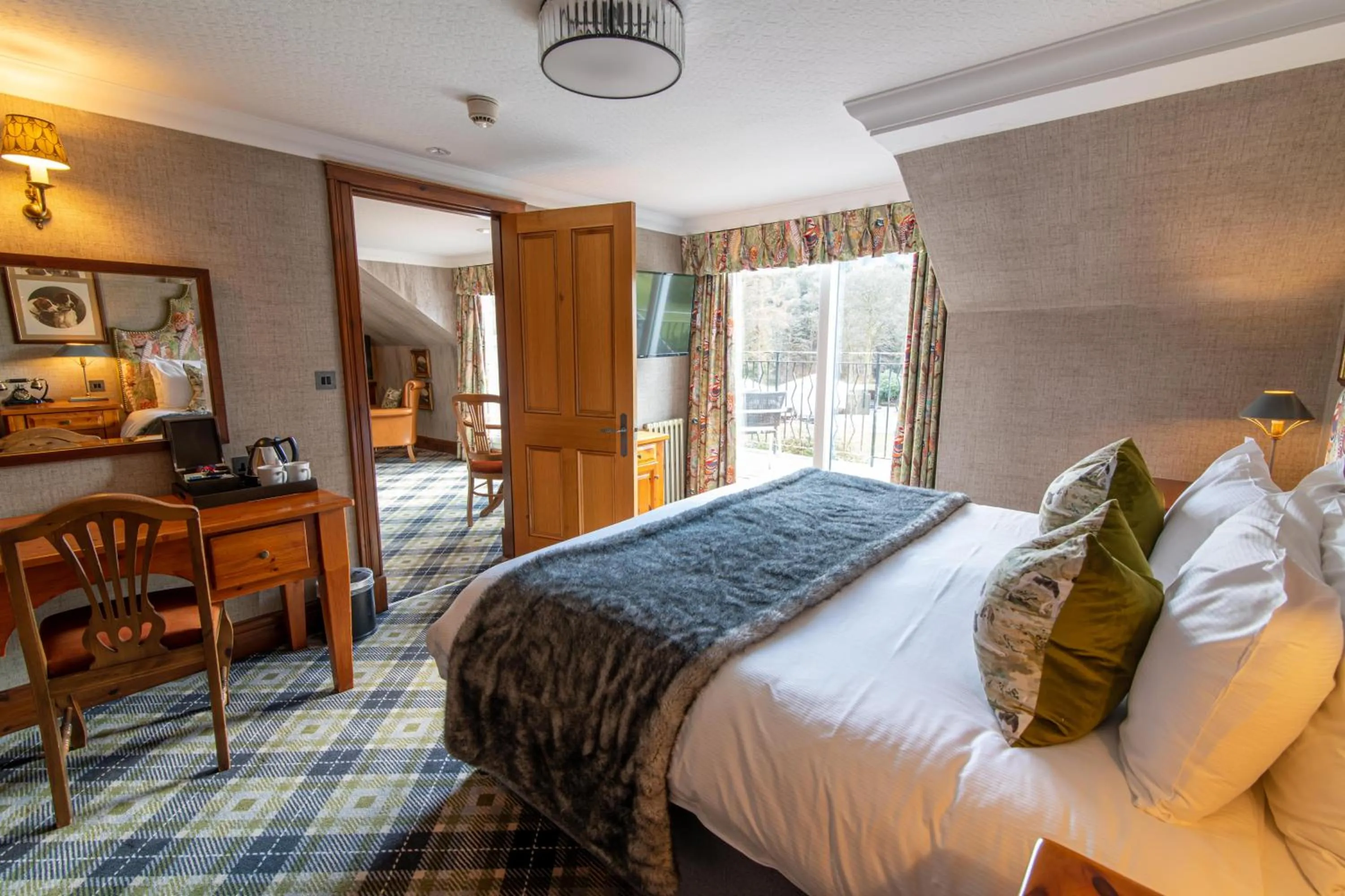 Bedroom, Bed in Dunkeld House Hotel