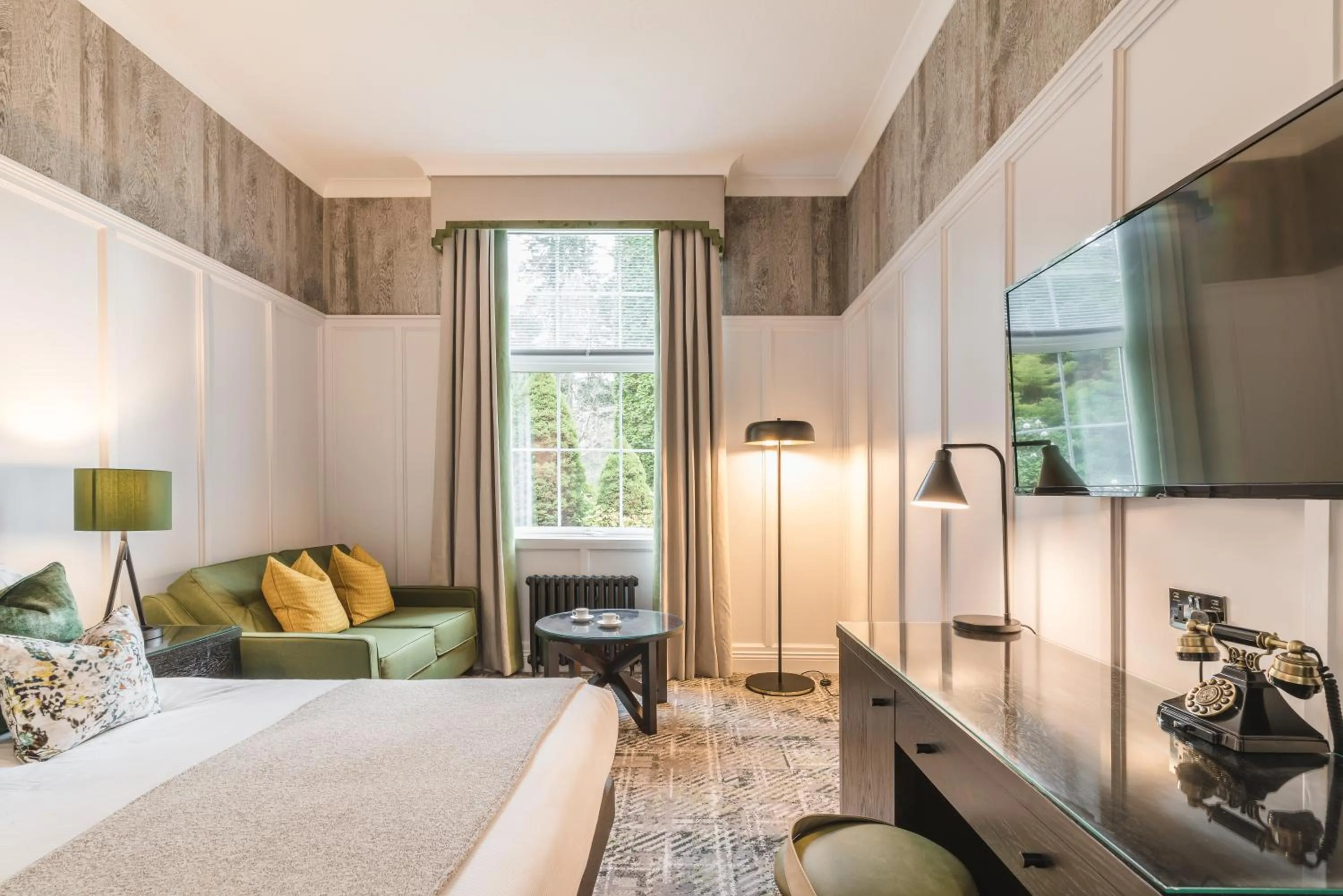 Bed in Dunkeld House Hotel