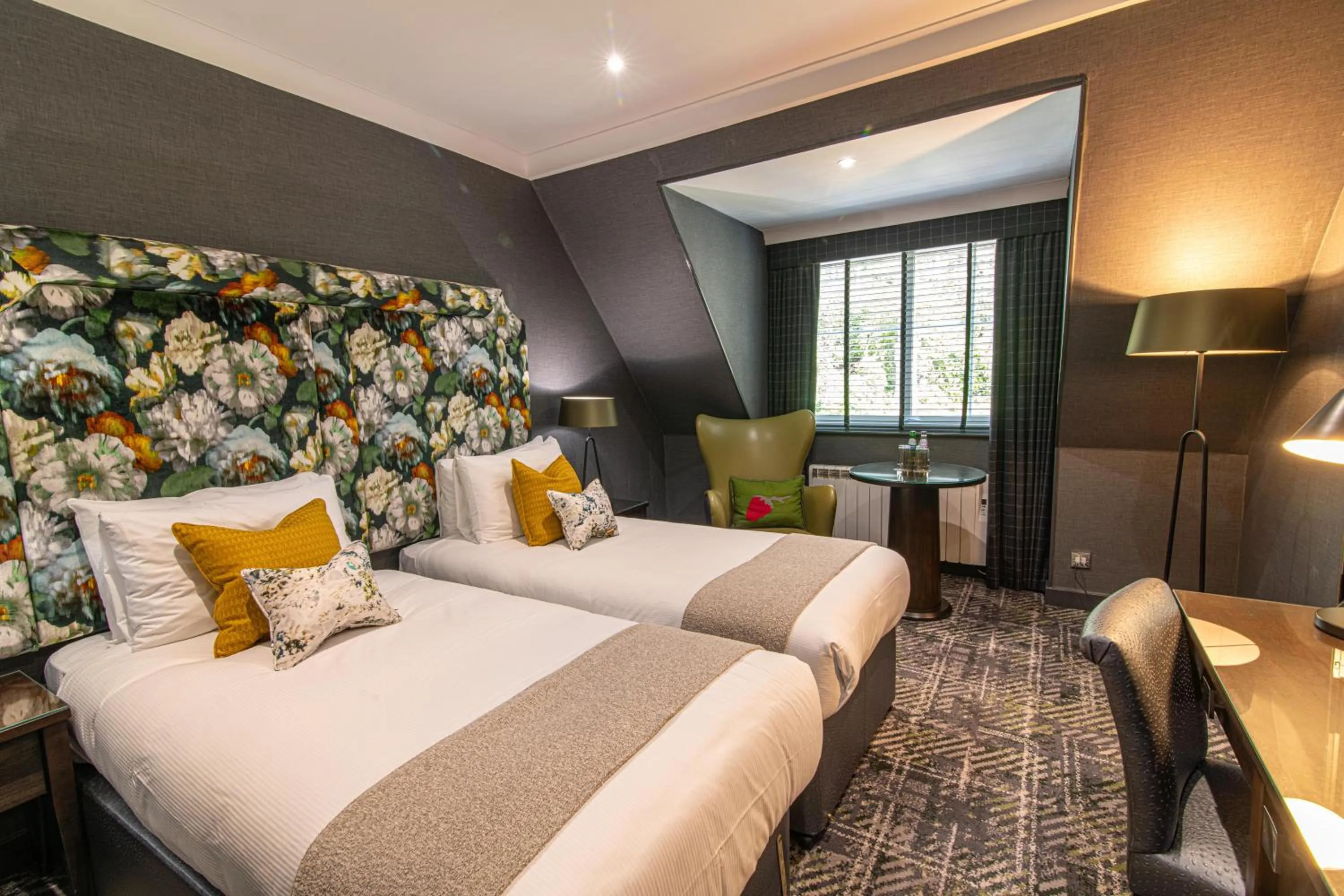 Bedroom, Bed in Dunkeld House Hotel